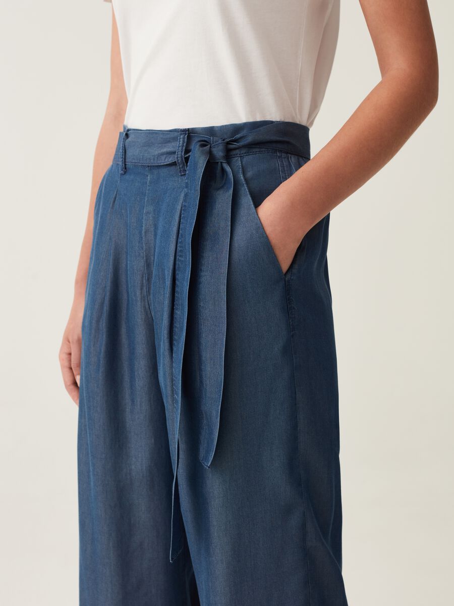 Wide-leg cropped jeans with darts_3