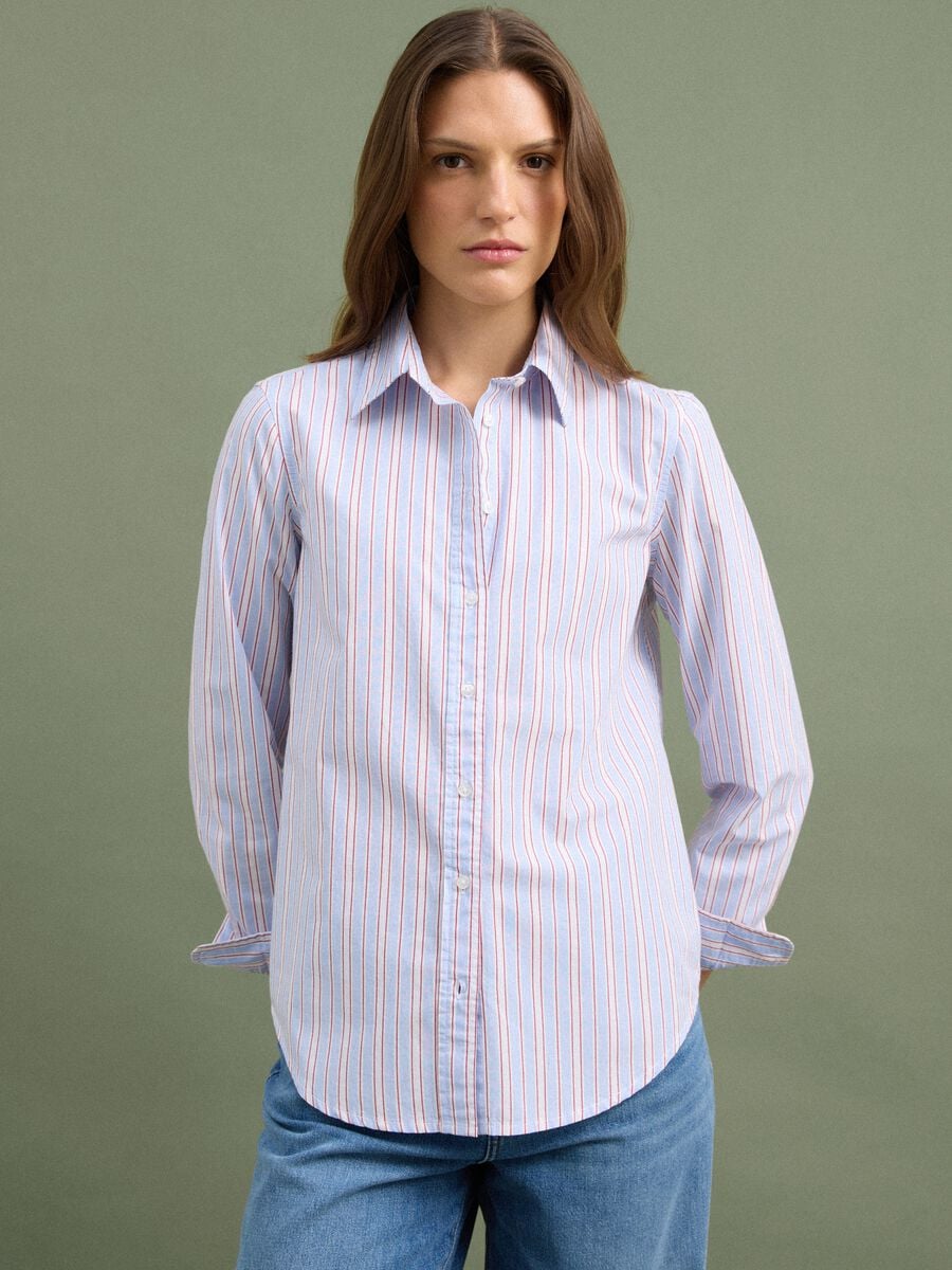 Blue poplin shirt with red stripes, regular fit_0