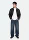 Casaco preto cropped com fecho e bolsos com pala, corte oversized_1