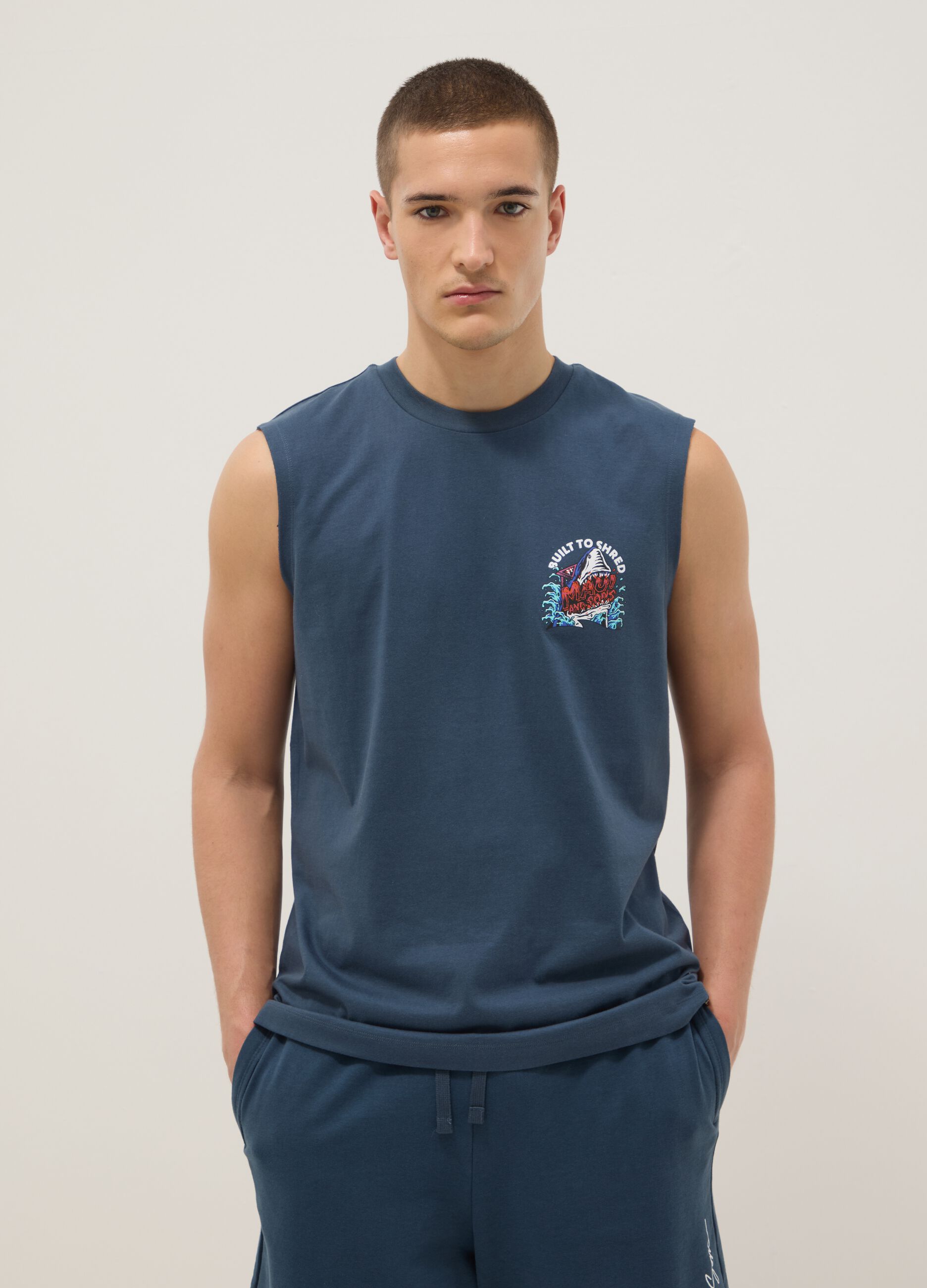 Blue pure cotton regular-fit vest top with print