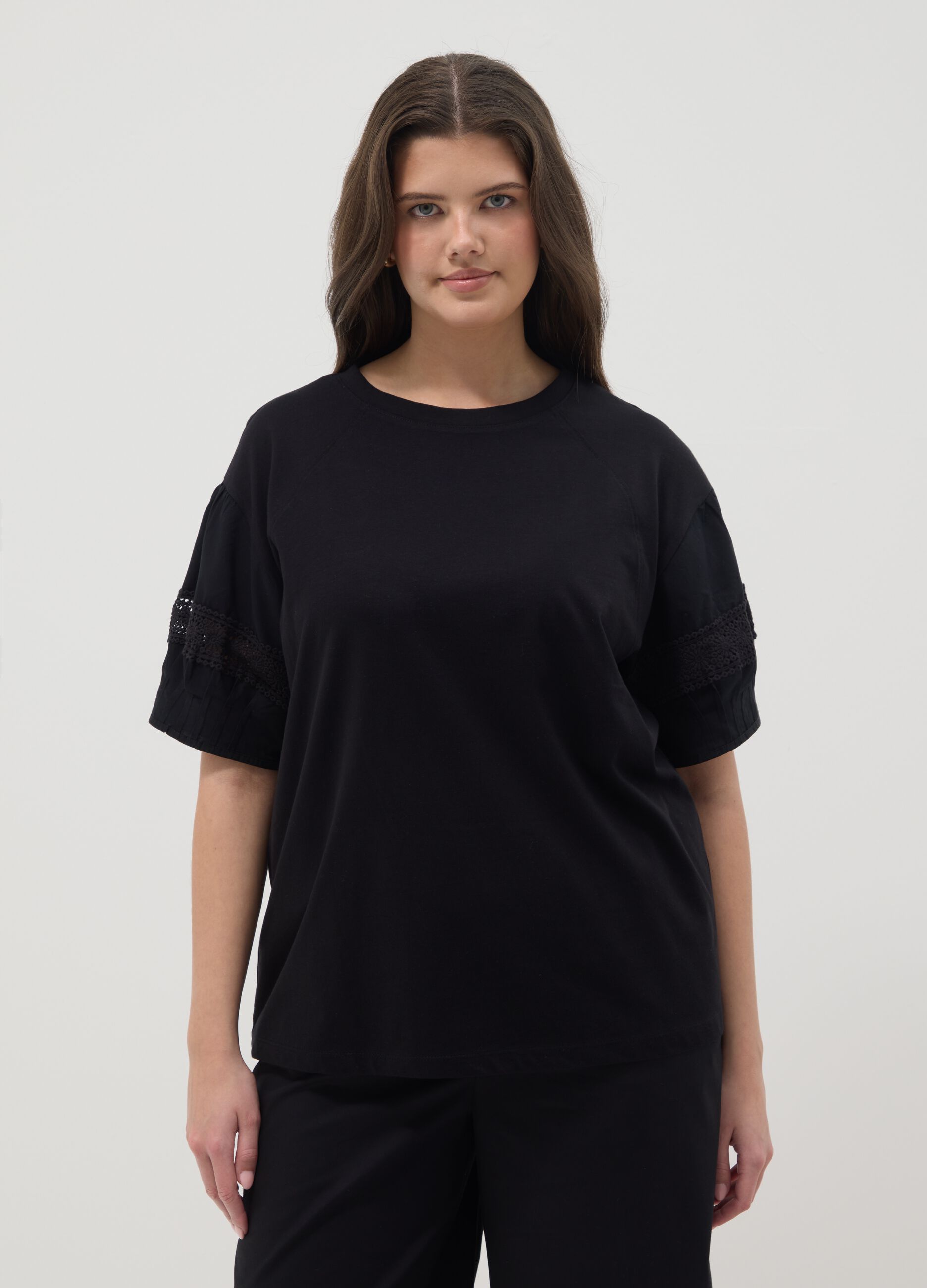 Black regular fit pure cotton t-shirt