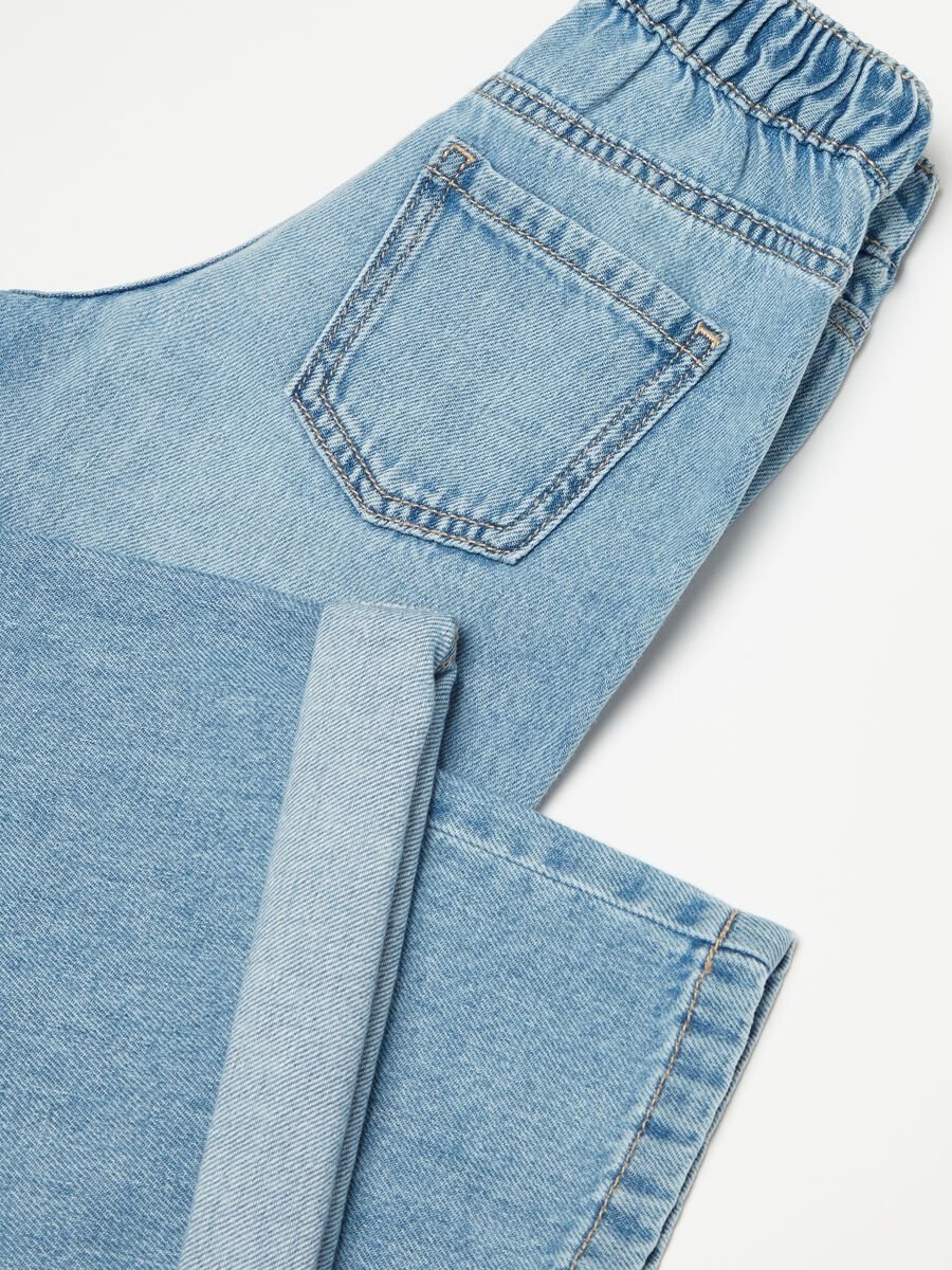 Cropped jeans with pockets_2