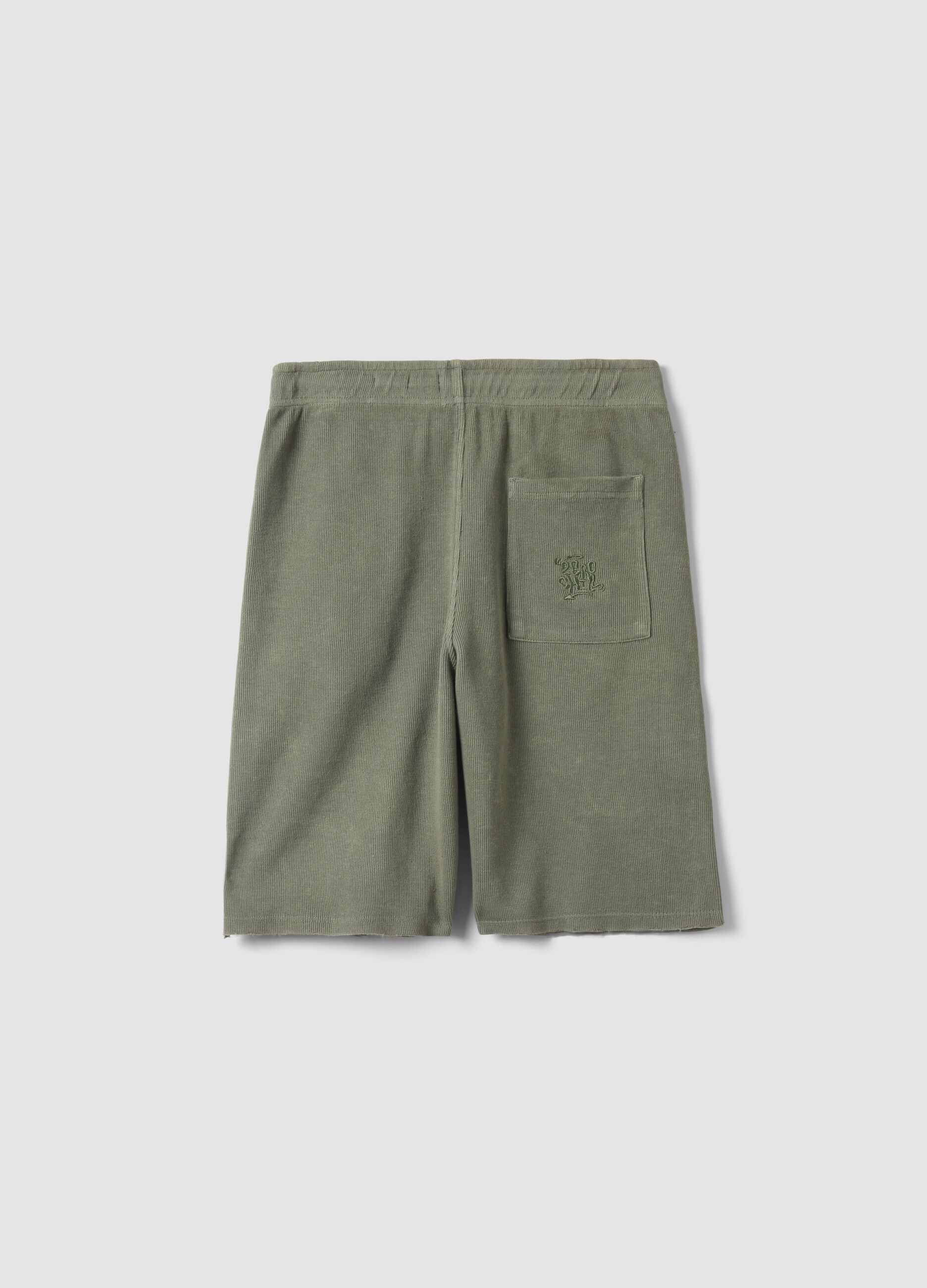 Boys&rsquo; green cotton-blend shorts, oversized fit