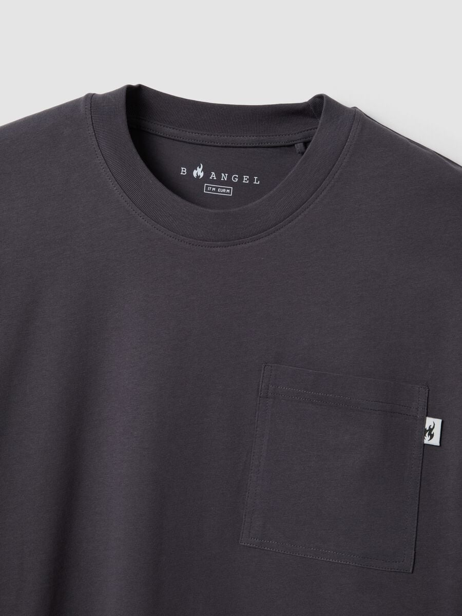 Grey pure cotton T-shirt with chest pocket, regular fit_1