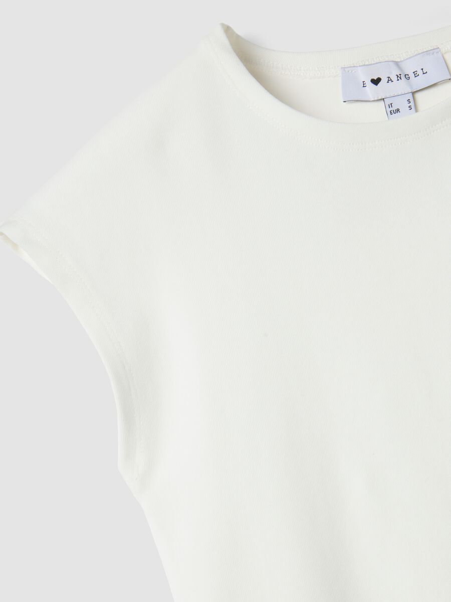 Camiseta ajustada blanca de algod&oacute;n el&aacute;stico_5