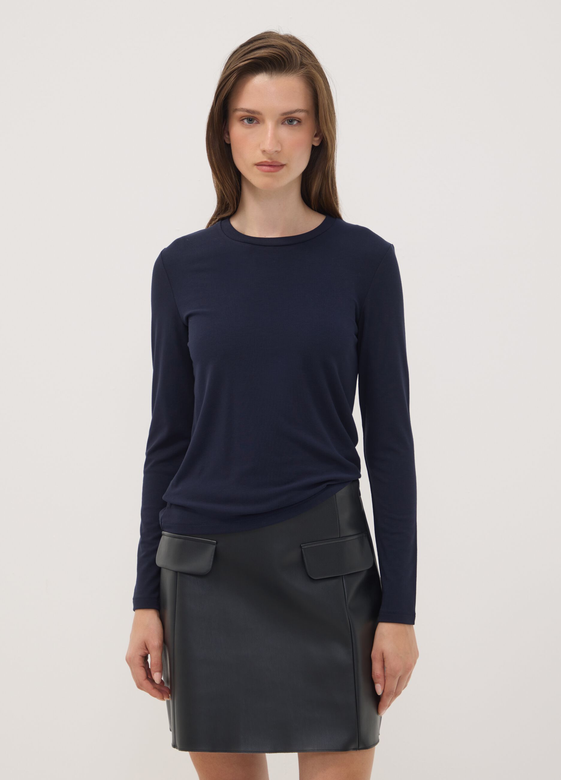 T-shirt blu girocollo in viscosa e lana elasticizzata regular fit
