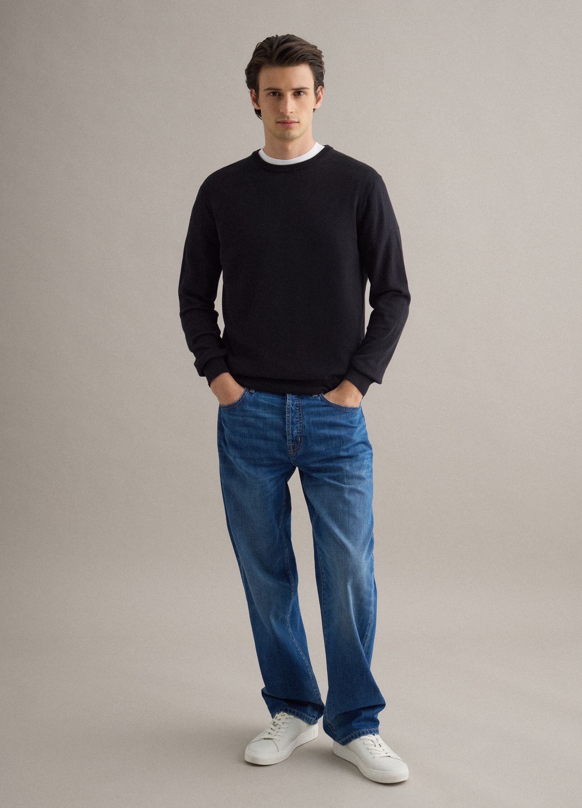 Black sweater in pure cotton