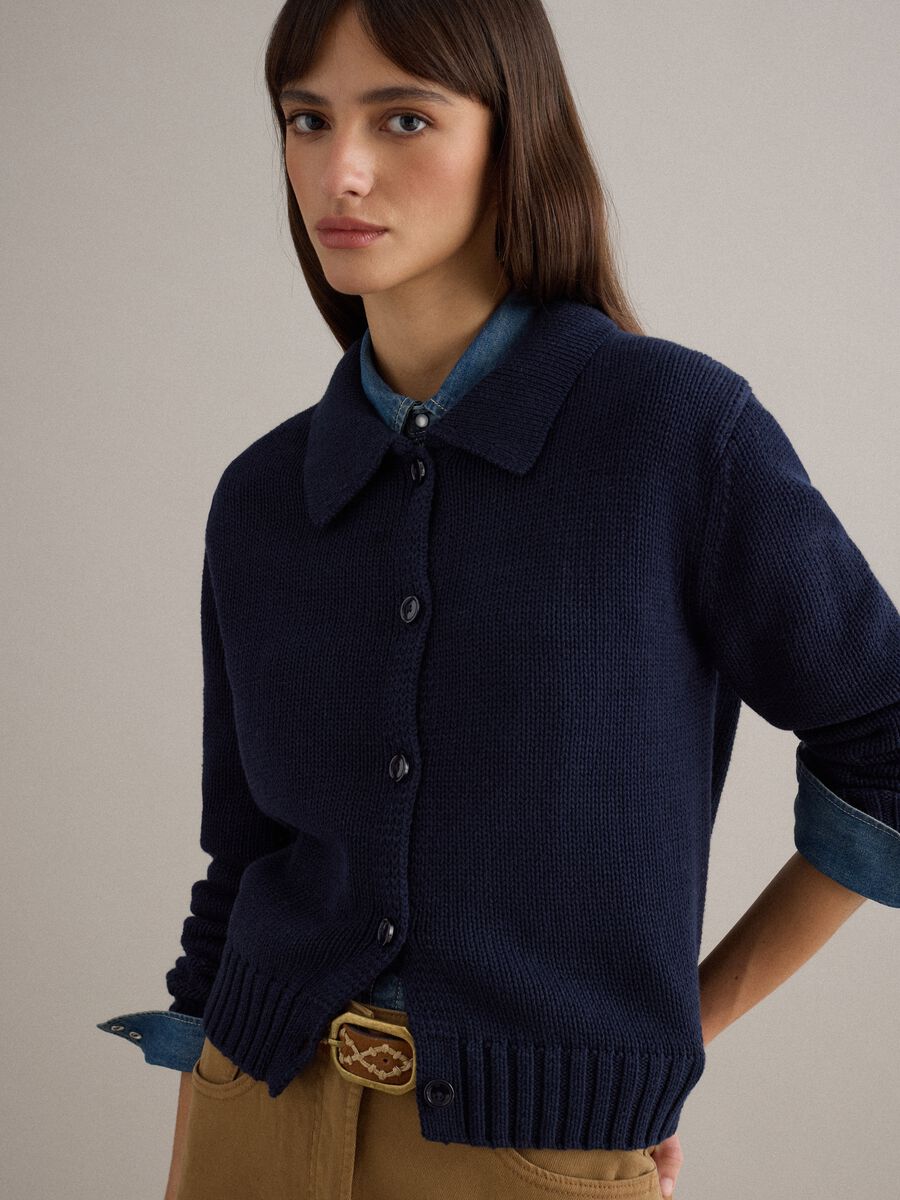 Blue cotton cardigan with polo collar, regular fit_0