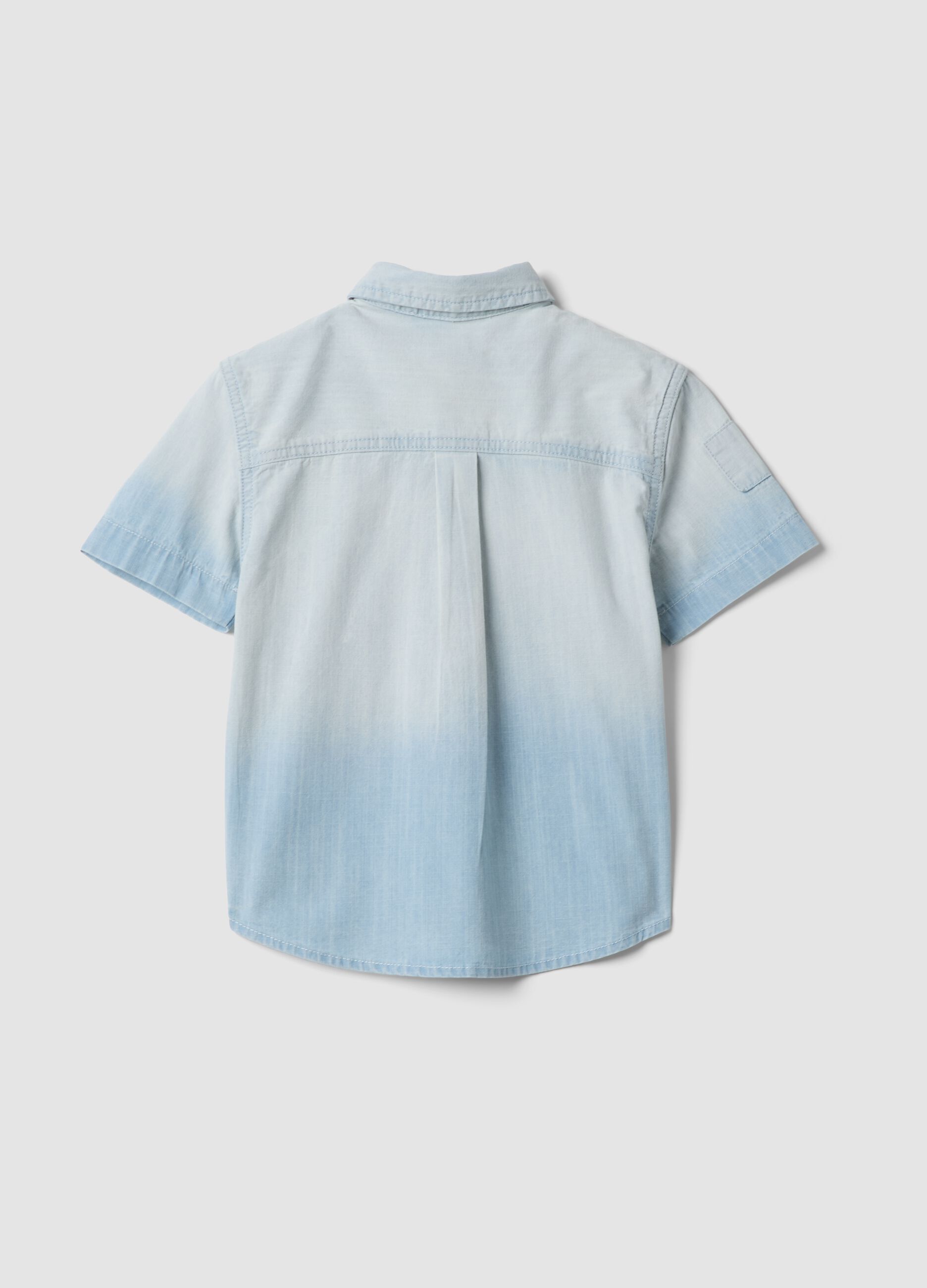 Light blue pure cotton short-sleeve shirt