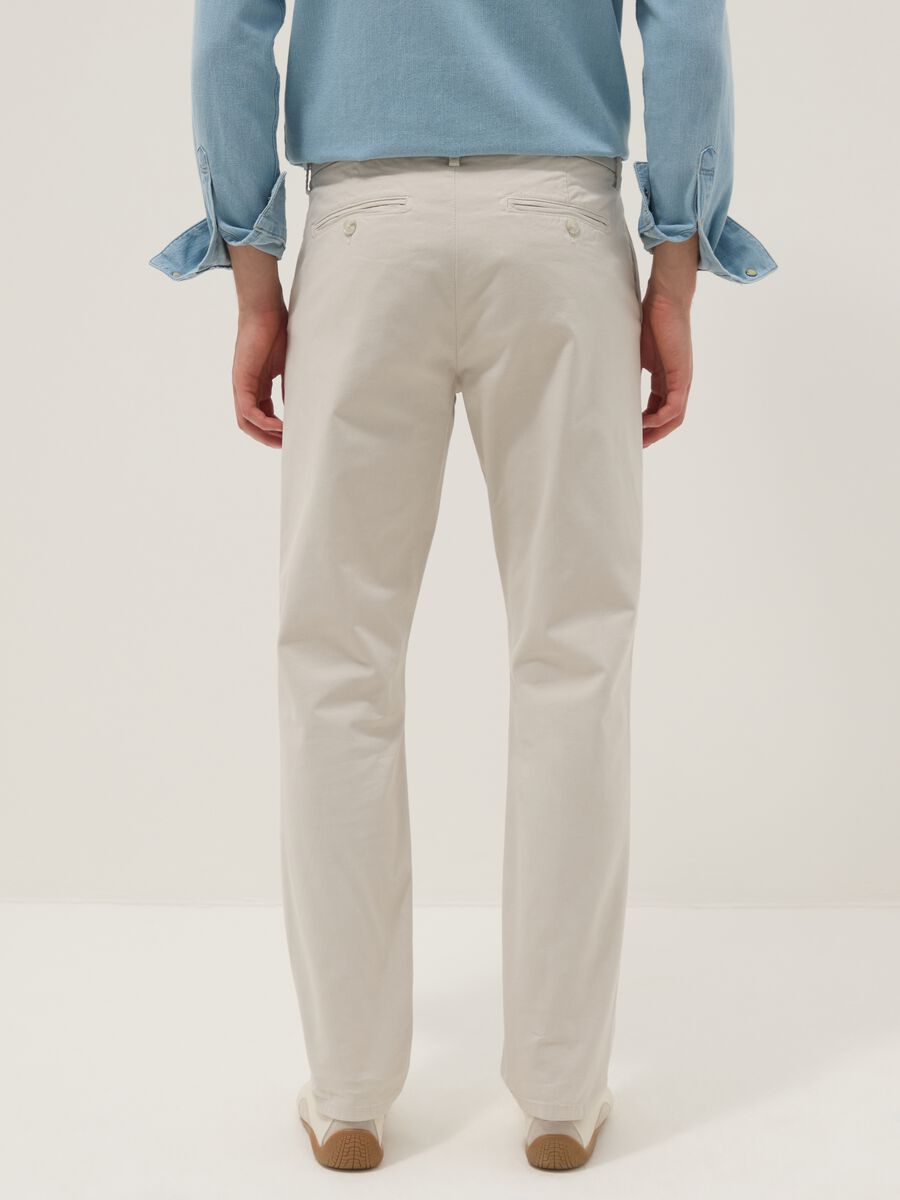 White slim-fit stretch cotton chino trousers_2