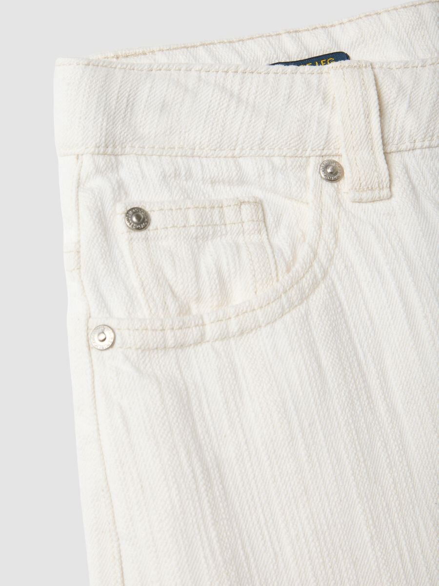 White wide-leg trousers in pure cotton_4