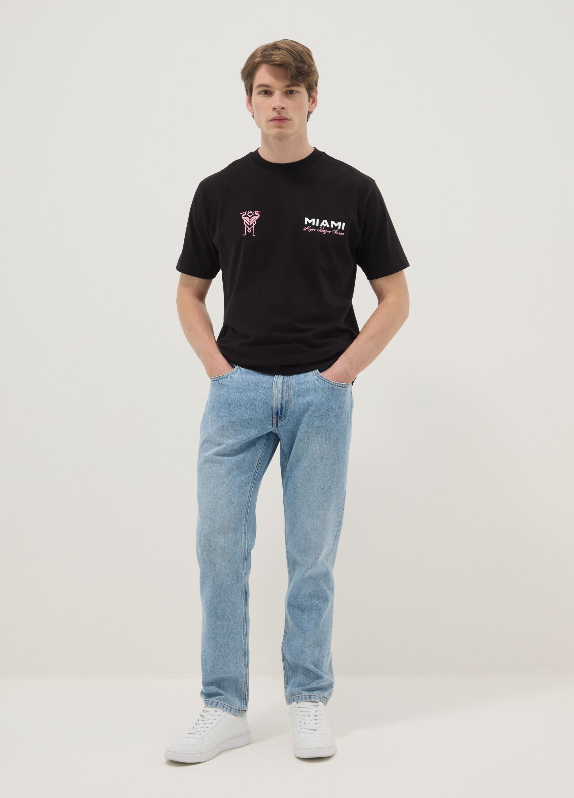 Schwarzes T-Shirt aus reiner Baumwolle mit kurzen &Auml;rmeln und Regular Fit Inter Miami CF