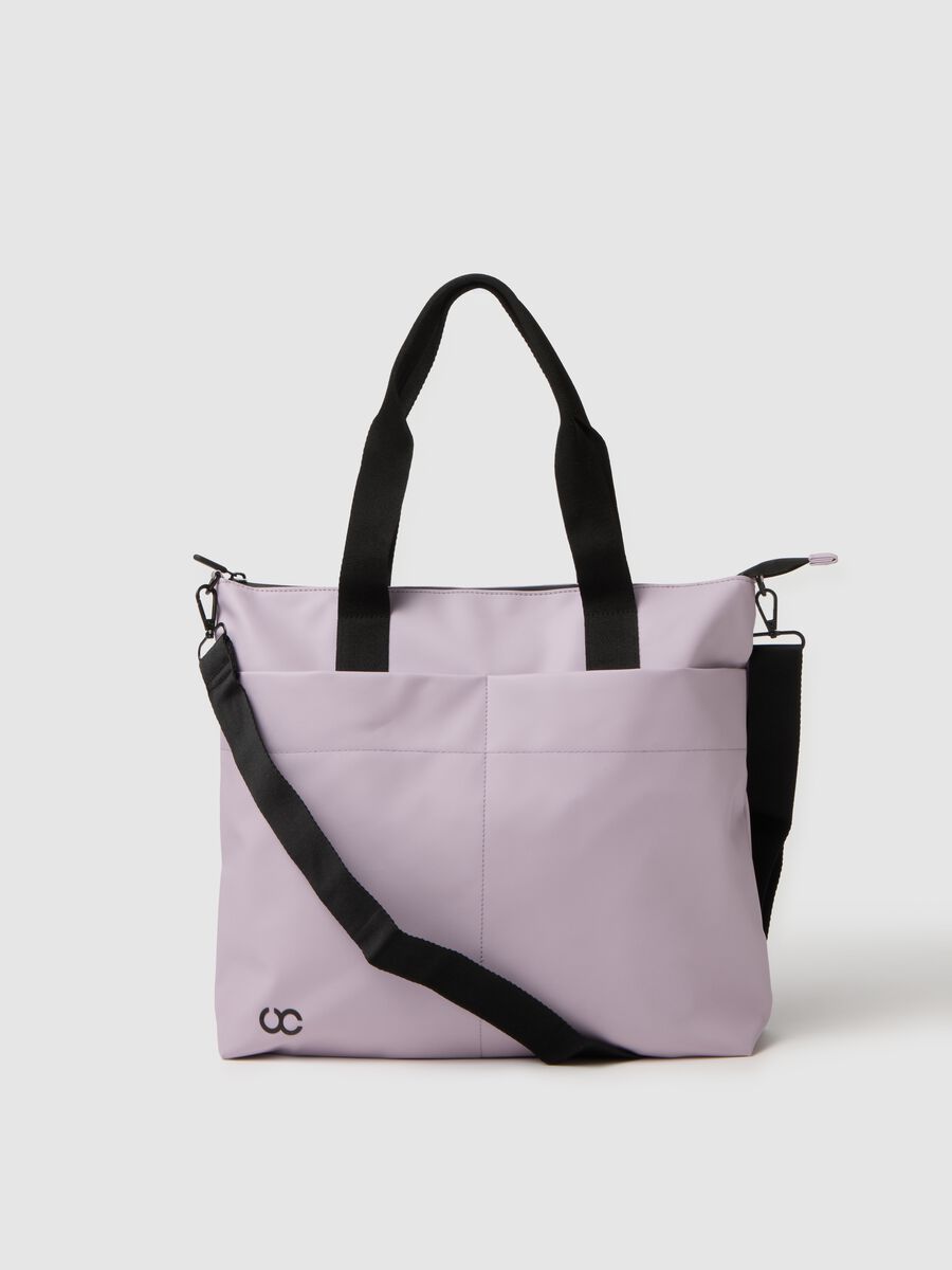 Bolso shopper morado con m&uacute;ltiples compartimentos y correa ajustable_1