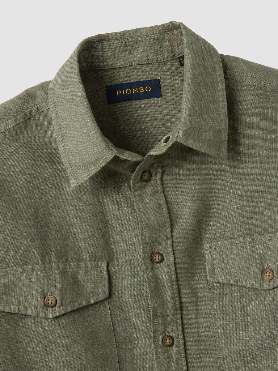 Gr&uuml;nes Hemd in regul&auml;rer Passform aus Leinen-Baumwoll-Mix_5