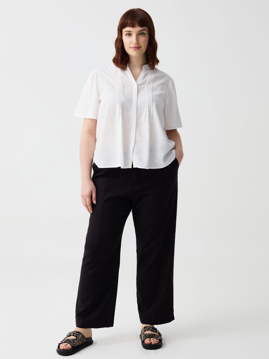 Curvy wide-leg trousers in viscose and linen_0