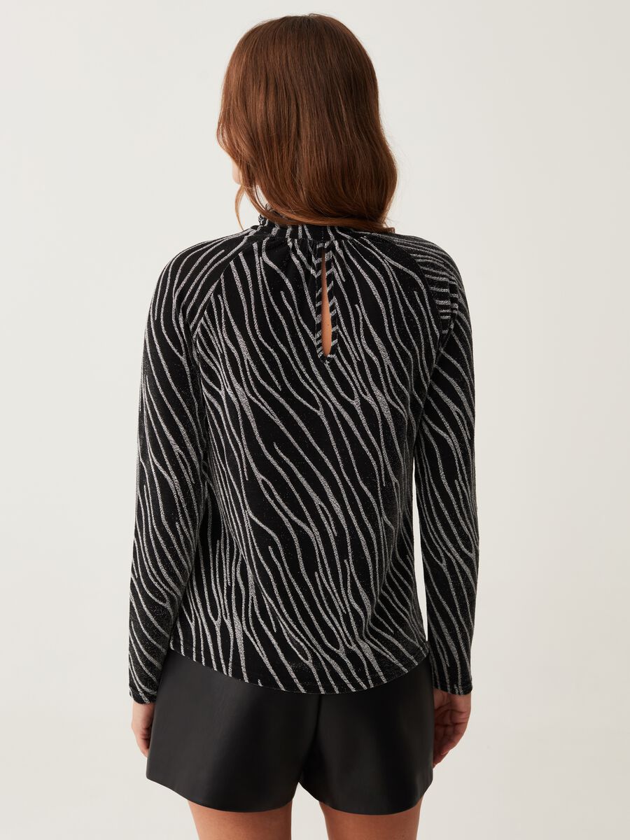 Long-sleeved T-shirt with zebra print in lurex_2