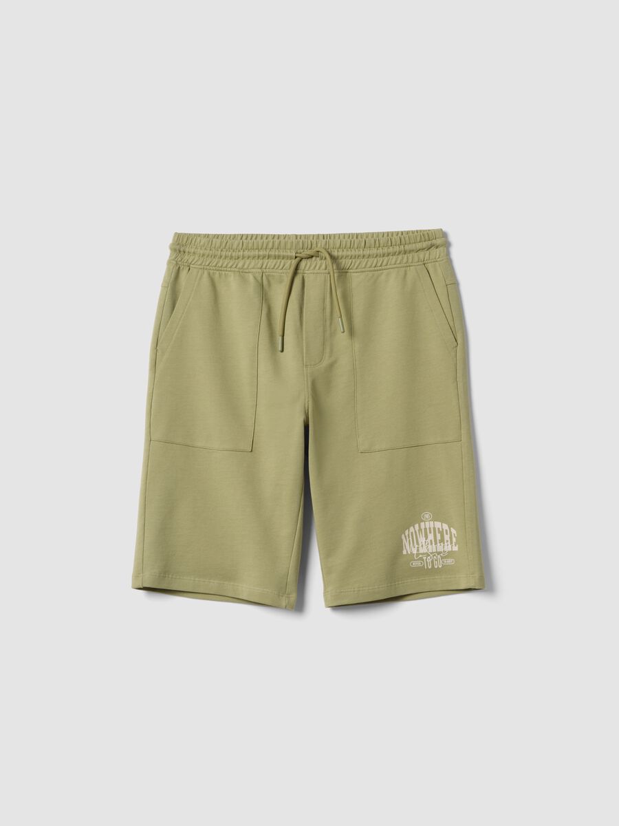 Green pure cotton jogger shorts for boys with elasticated waistband_3