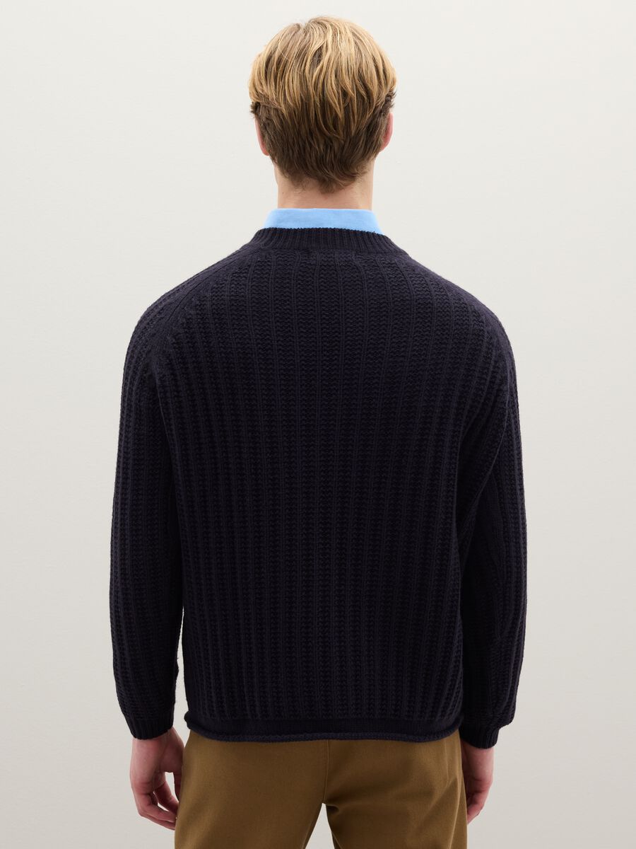 Blue crewneck jumper regular fit with knit design_3