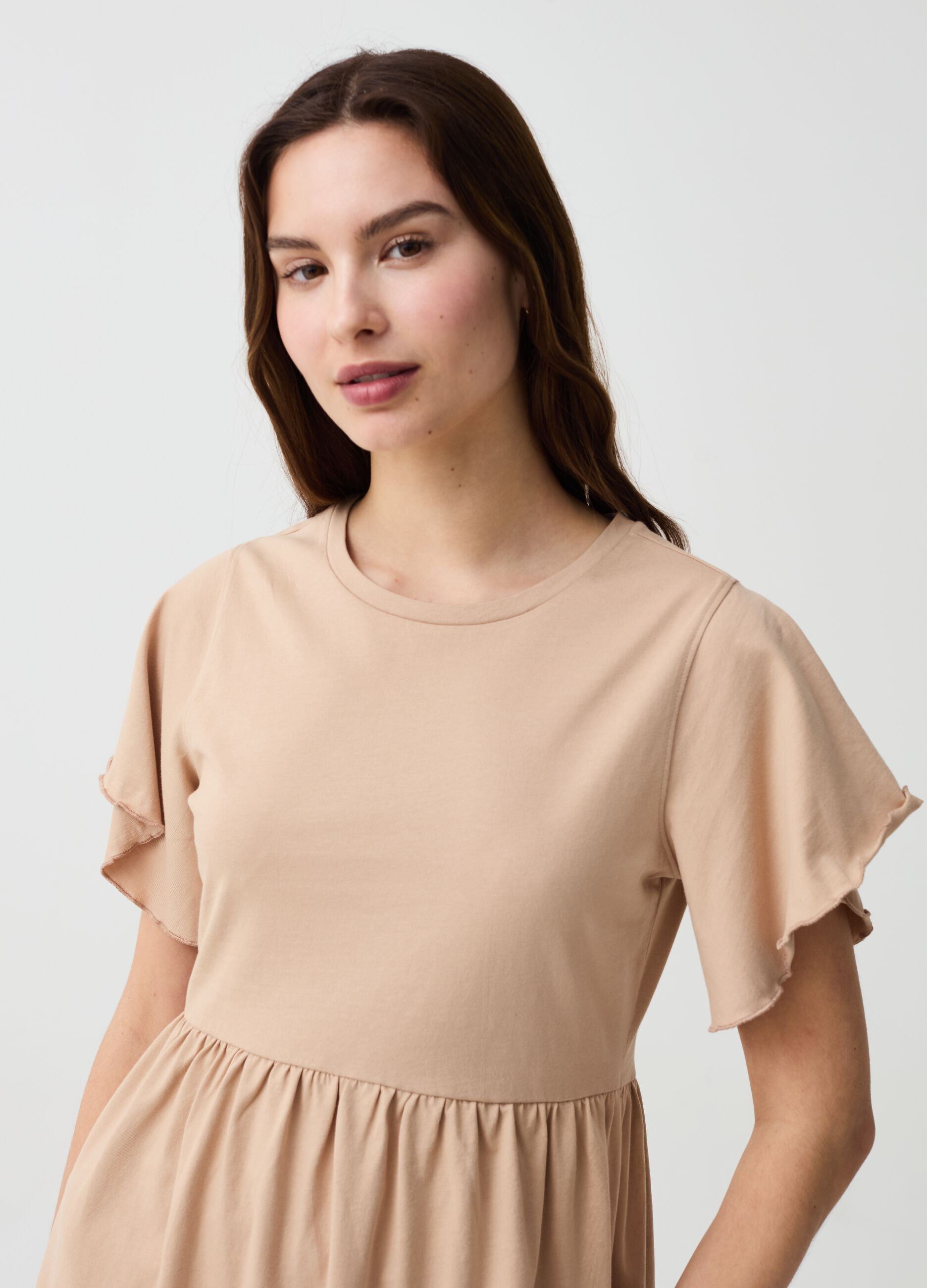 Essential short dress with butterfly sleeves