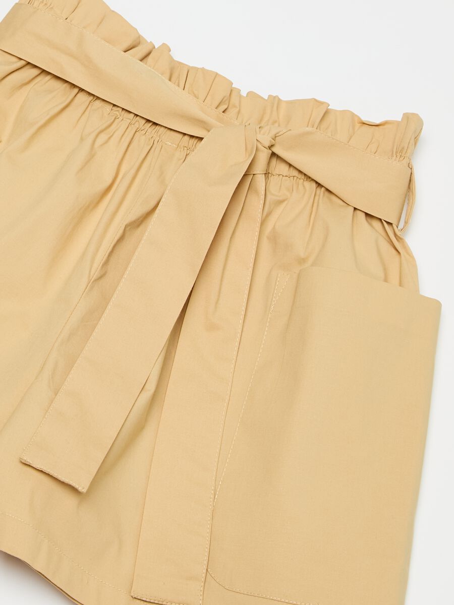 Shorts paper bag con cintura_2