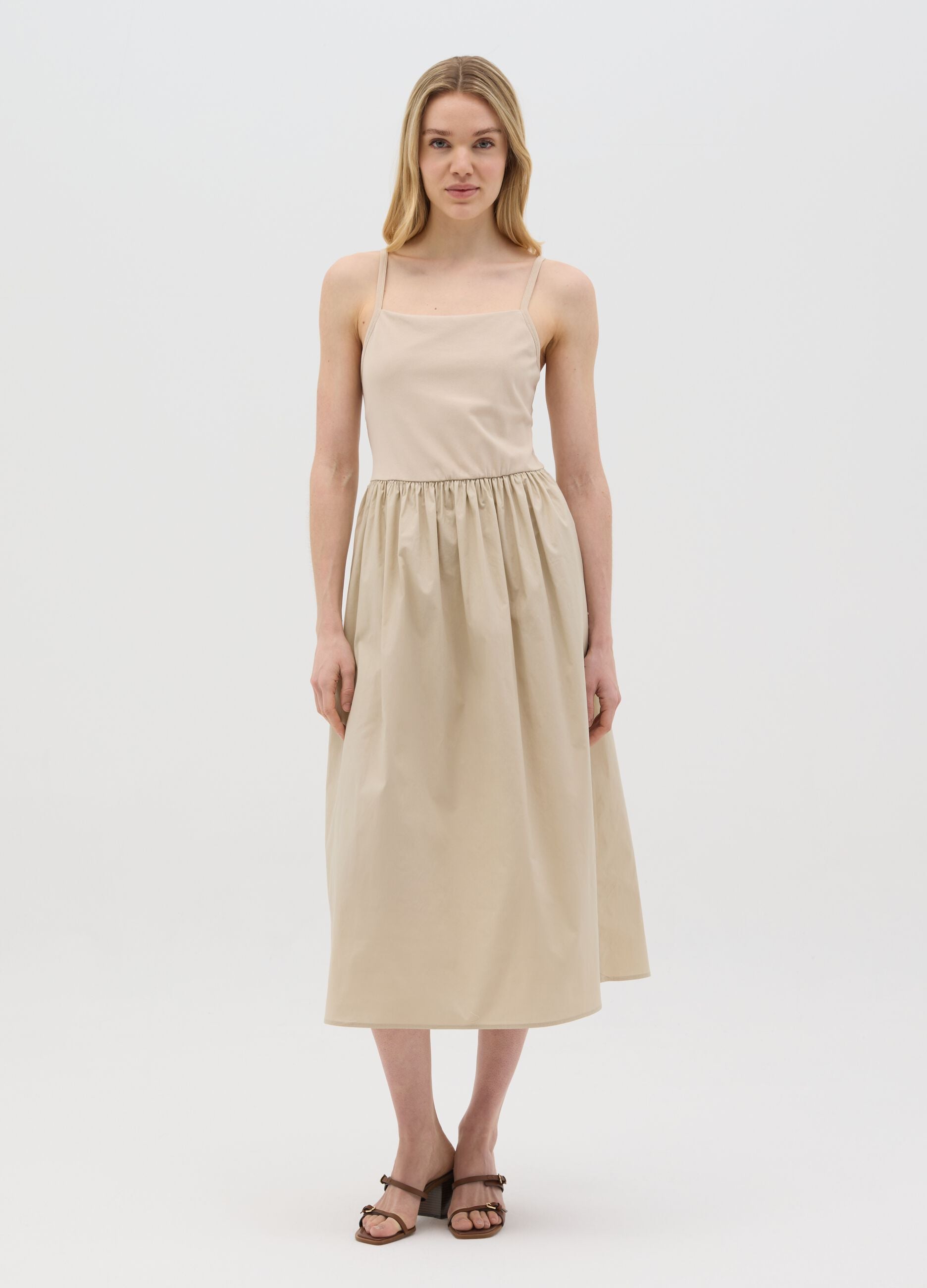 Women&rsquo;s beige sleeveless long dress in stretch cotton.