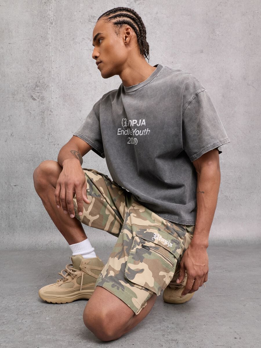 Camo Cargo Shorts_4