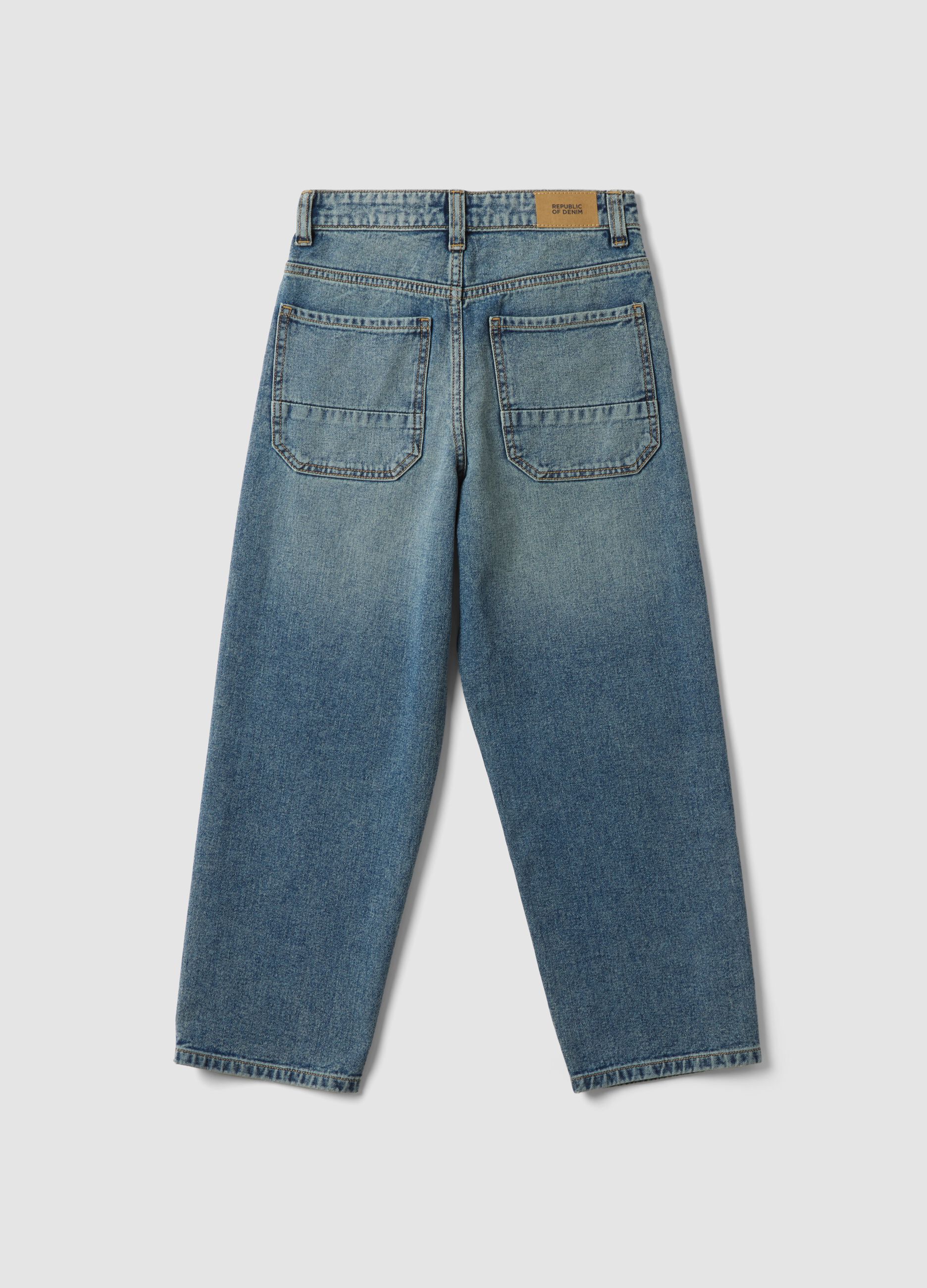 Jeans denim in puro cotone con vita elasticizzata skater fit per ragazzo