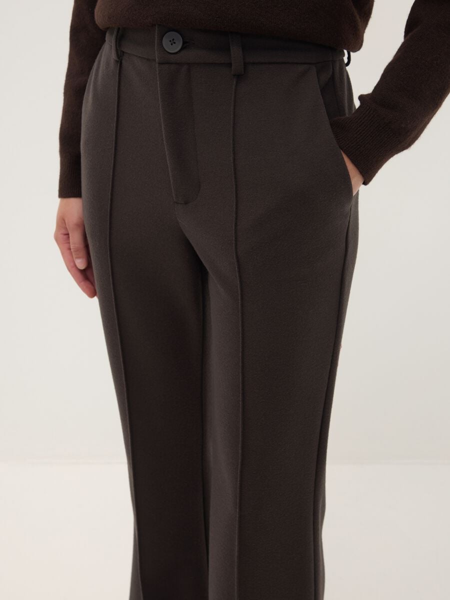 Pantaloni marroni in viscosa elasticizzata straight fit_3