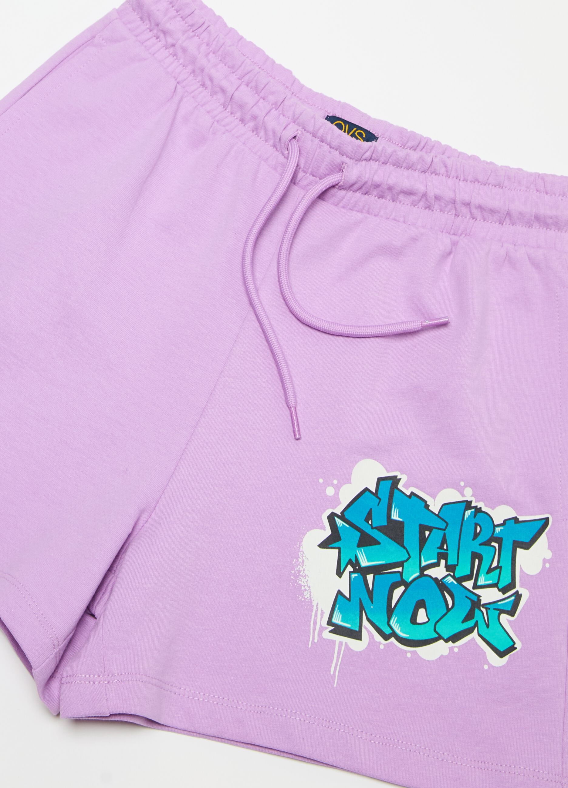 Shorts in French terry with graffiti print