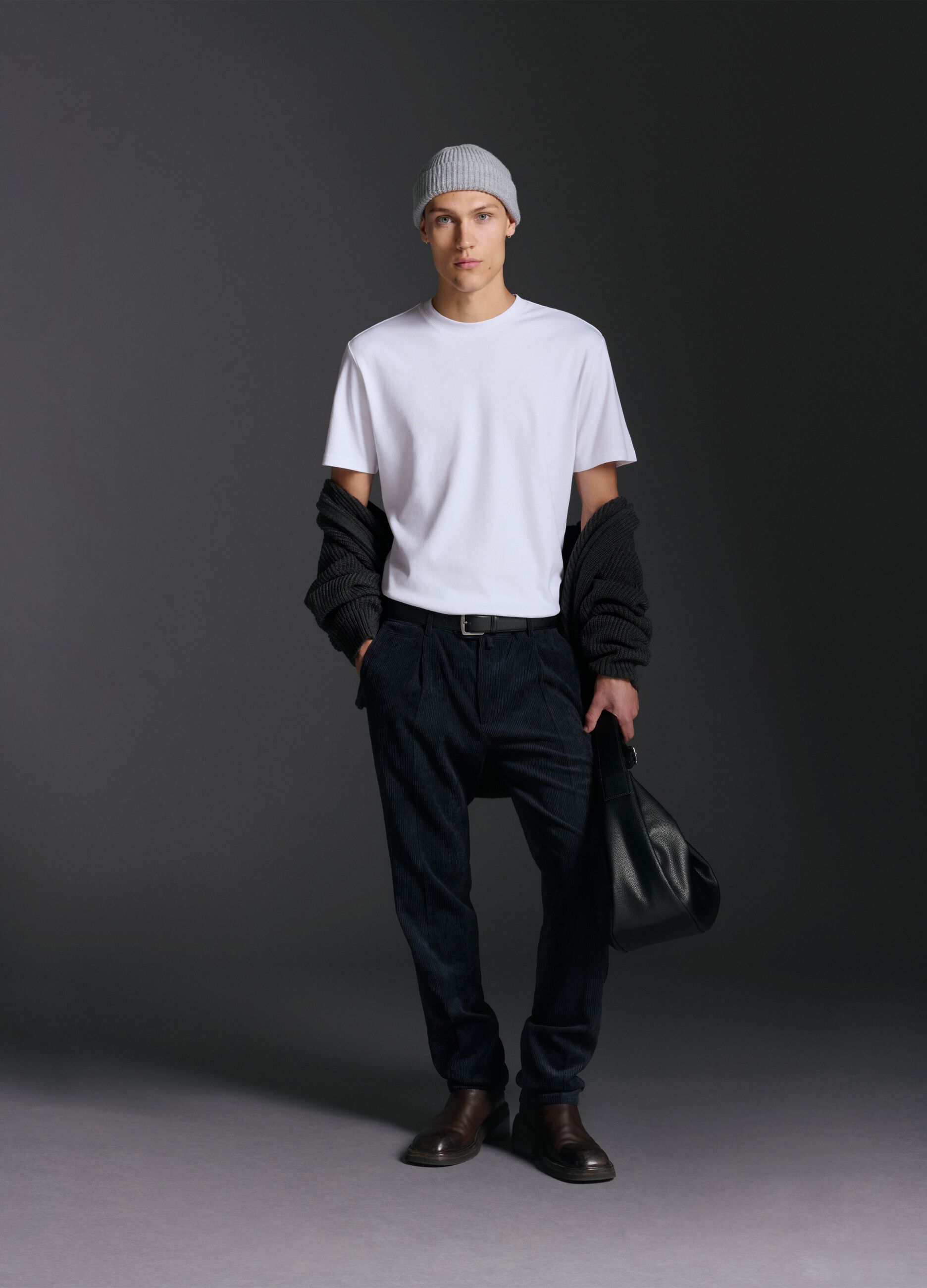 White pure cotton t-shirt relaxed fit