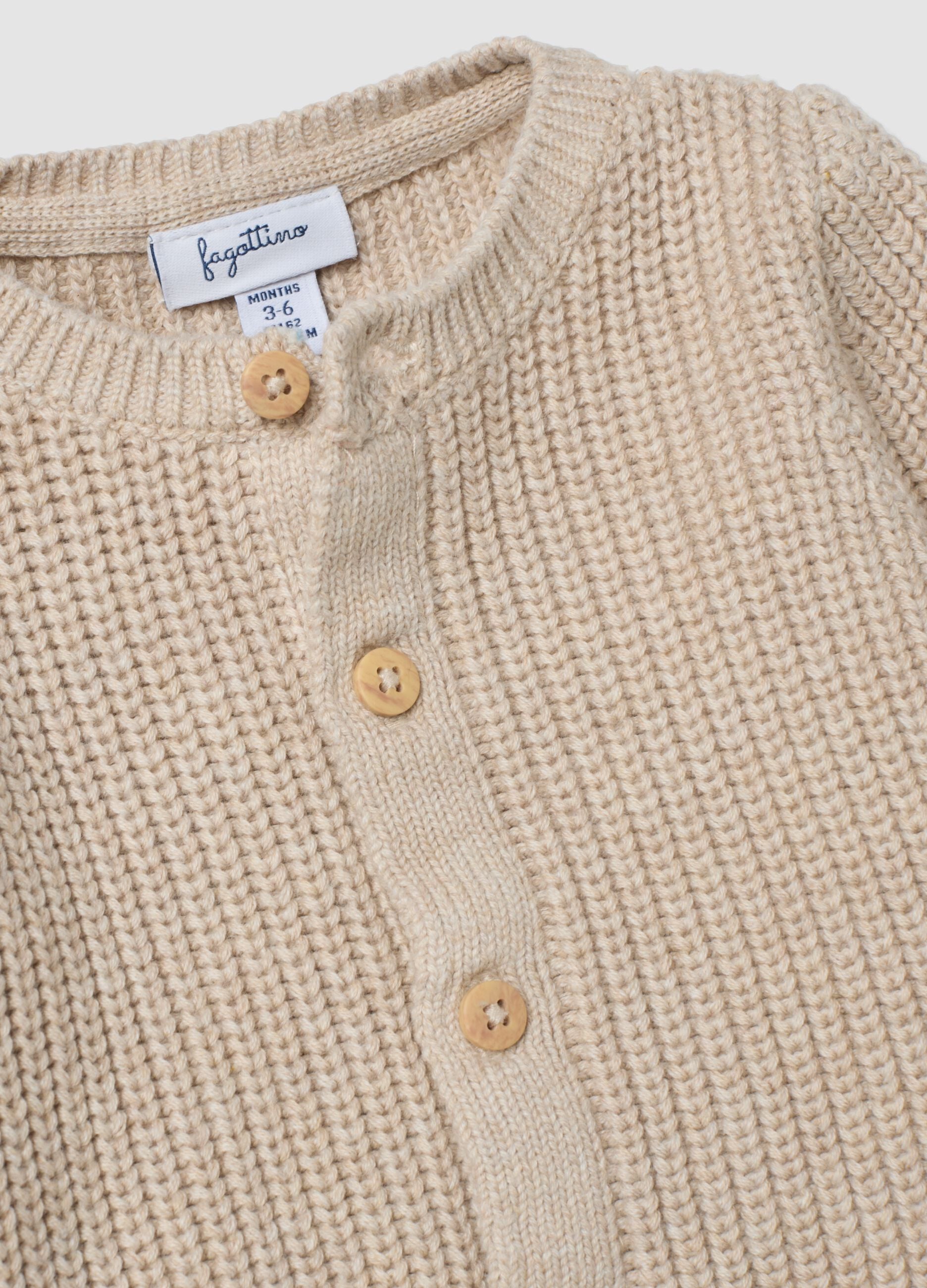 Completo beige in puro cotone organico a maglia