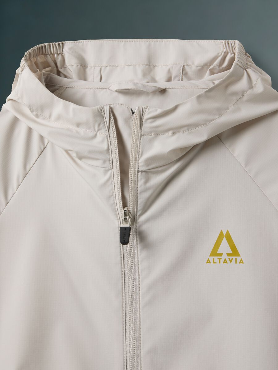 ALTAVIA &Alpha;&Nu;&Tau;&Iota;&Alpha;&Nu;&Epsilon;&Mu;&Iota;&Kappa;&Omicron; &Mu;&Epsilon; &Tau;&Eta;&Nu; DEBORAH COMPAGNONI_6