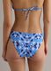 Blaue Bikinihose aus Stretchmaterial_2