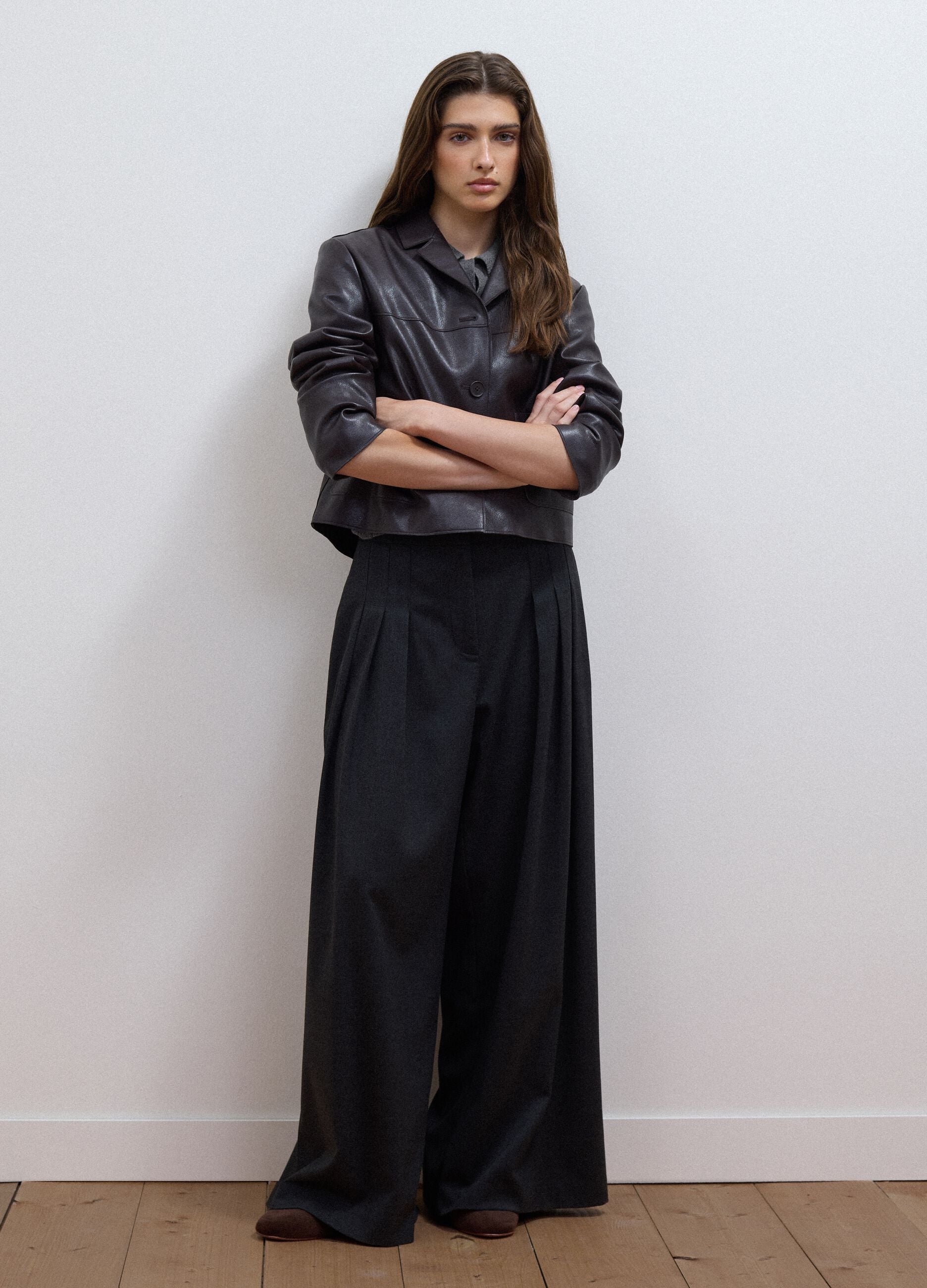 Grey wide-leg formal trousers in stretch viscose with belt