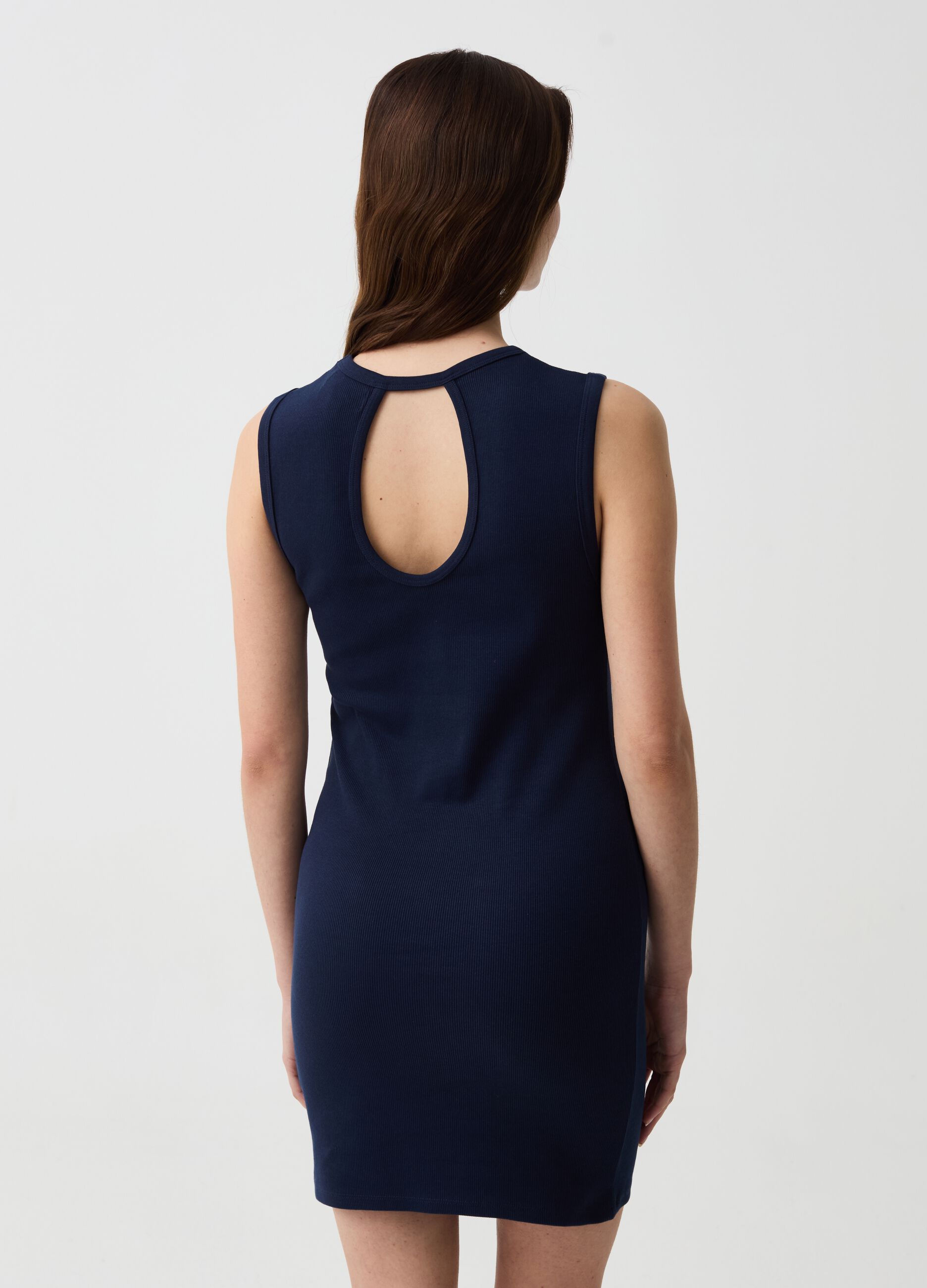 Essential short dress with cut-out detail
