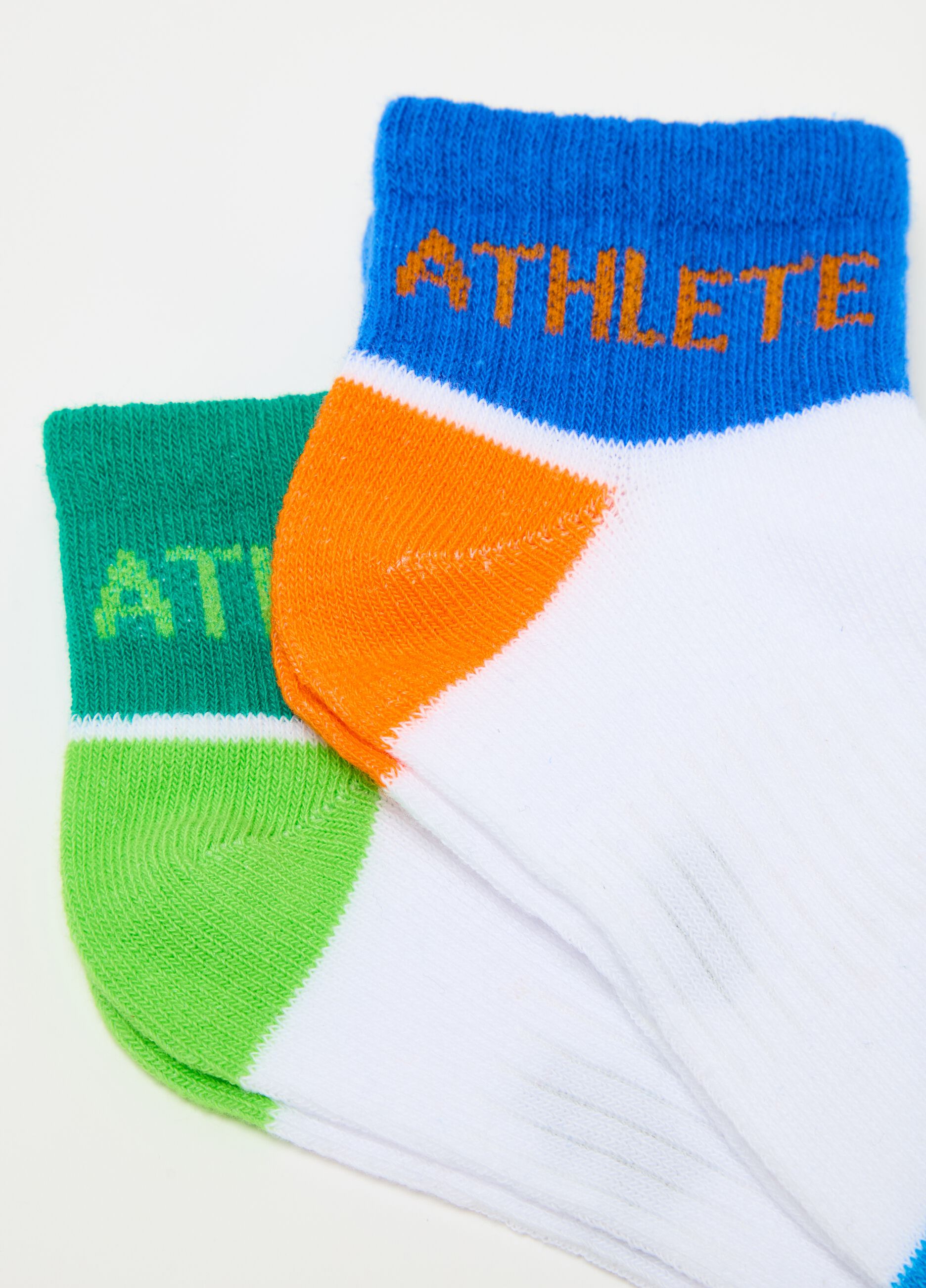 Three-pair pack short socks in colourblock organic cotton