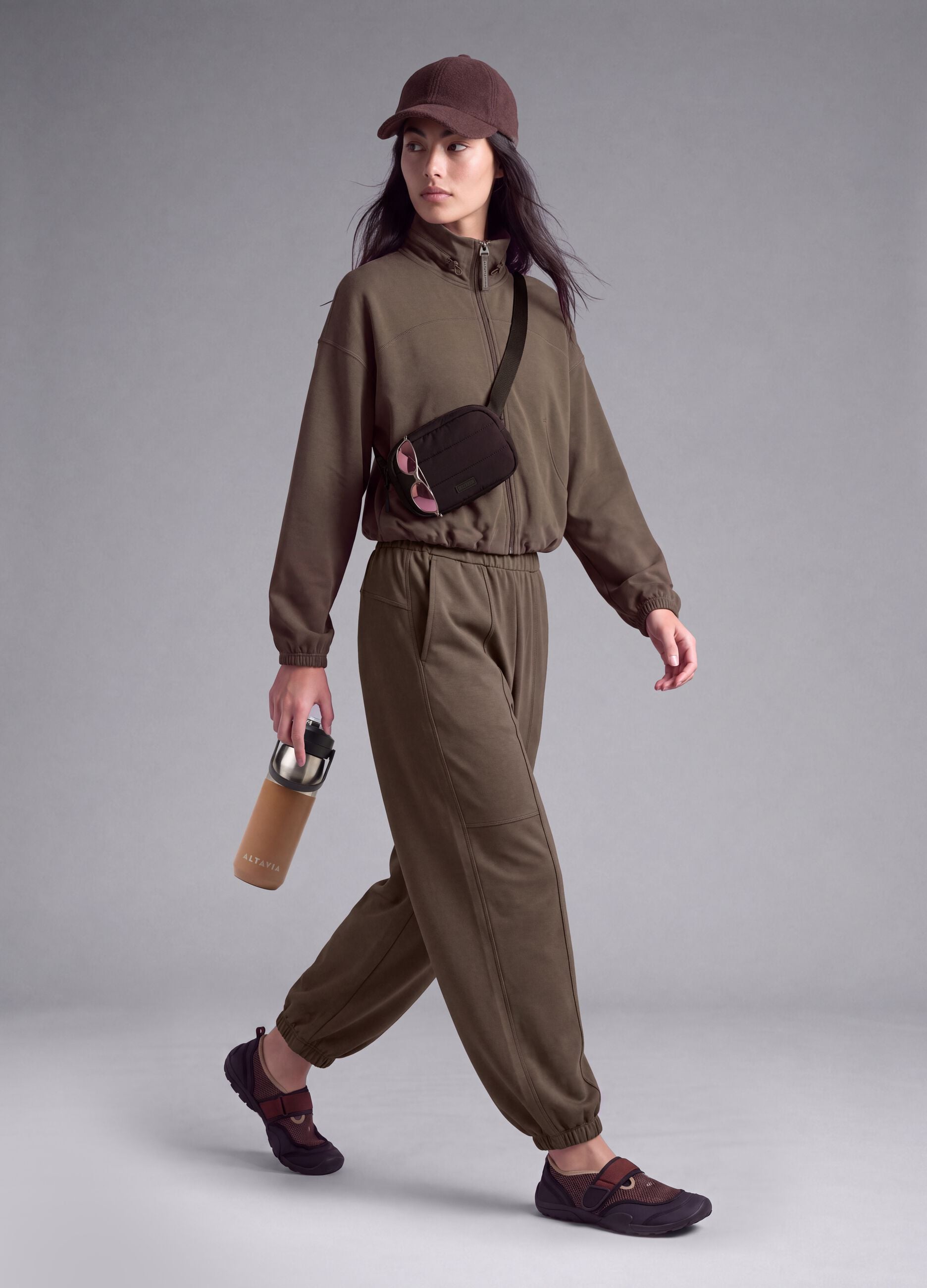 Full-zip verde corta in tessuto soft-touch con collo rialzato ALTAVIA STUDIO