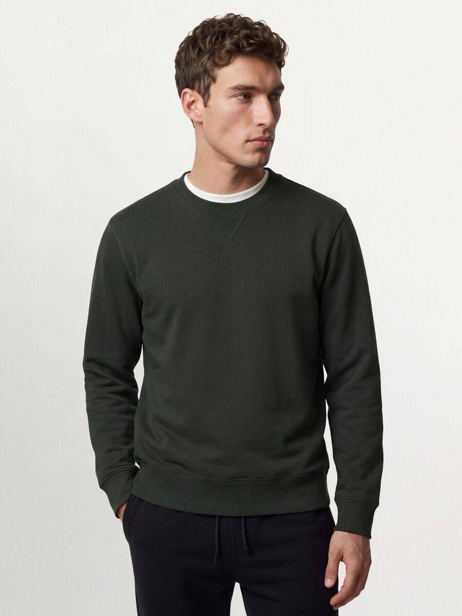 Black crew-neck sweatshirt in cotton blend, regular fit_0