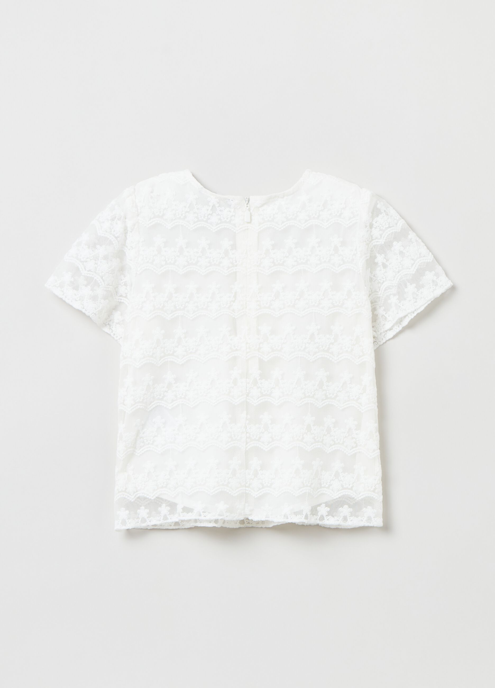 Short-sleeved embroidered blouse_1