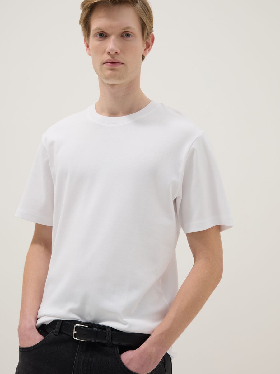 T-shirt branco The Iconic Tee em puro algod&atilde;o, ajuste relaxado_4