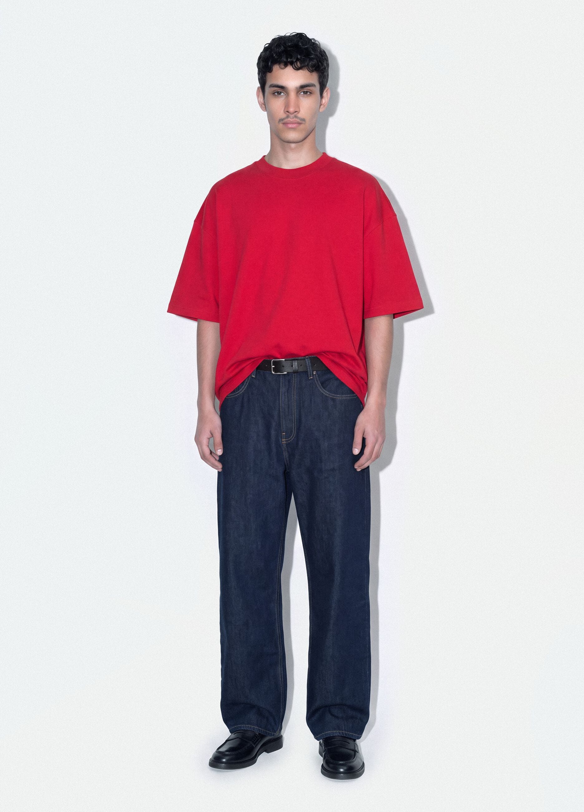 T-shirt rouge col rond en pur coton, coupe boxy