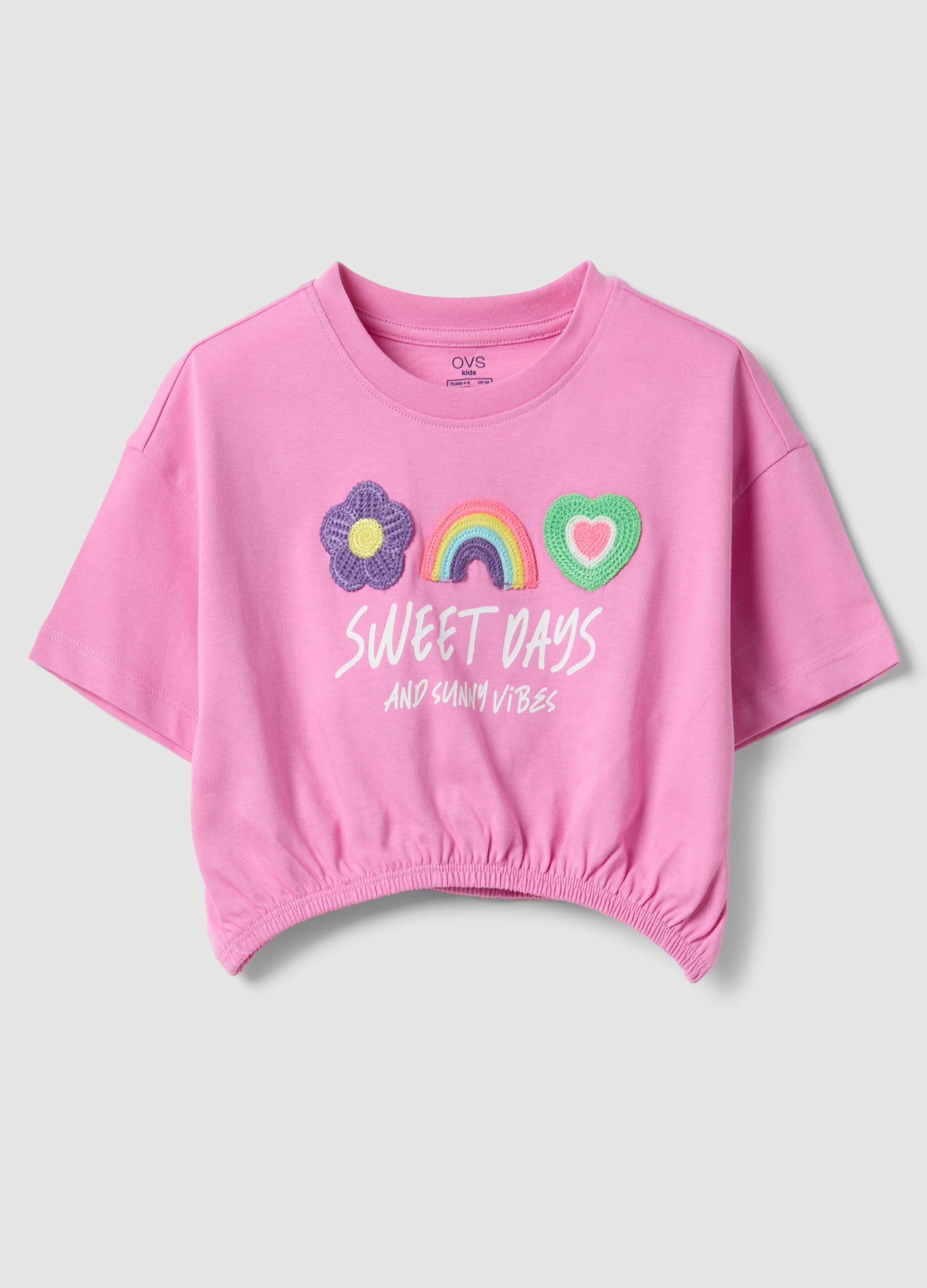 Pink pure cotton girls&rsquo; boxy-fit T-shirt with appliqu&eacute;s