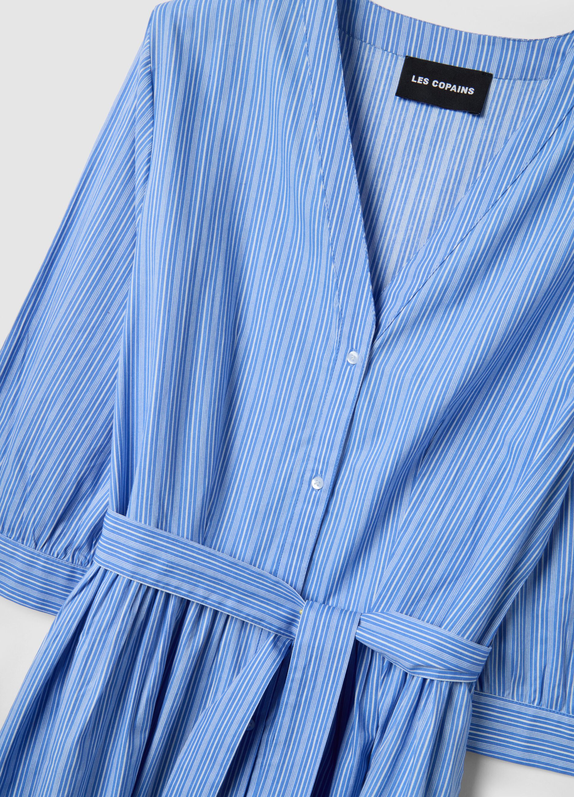Pure cotton blue striped dress with V-neck in regular fit