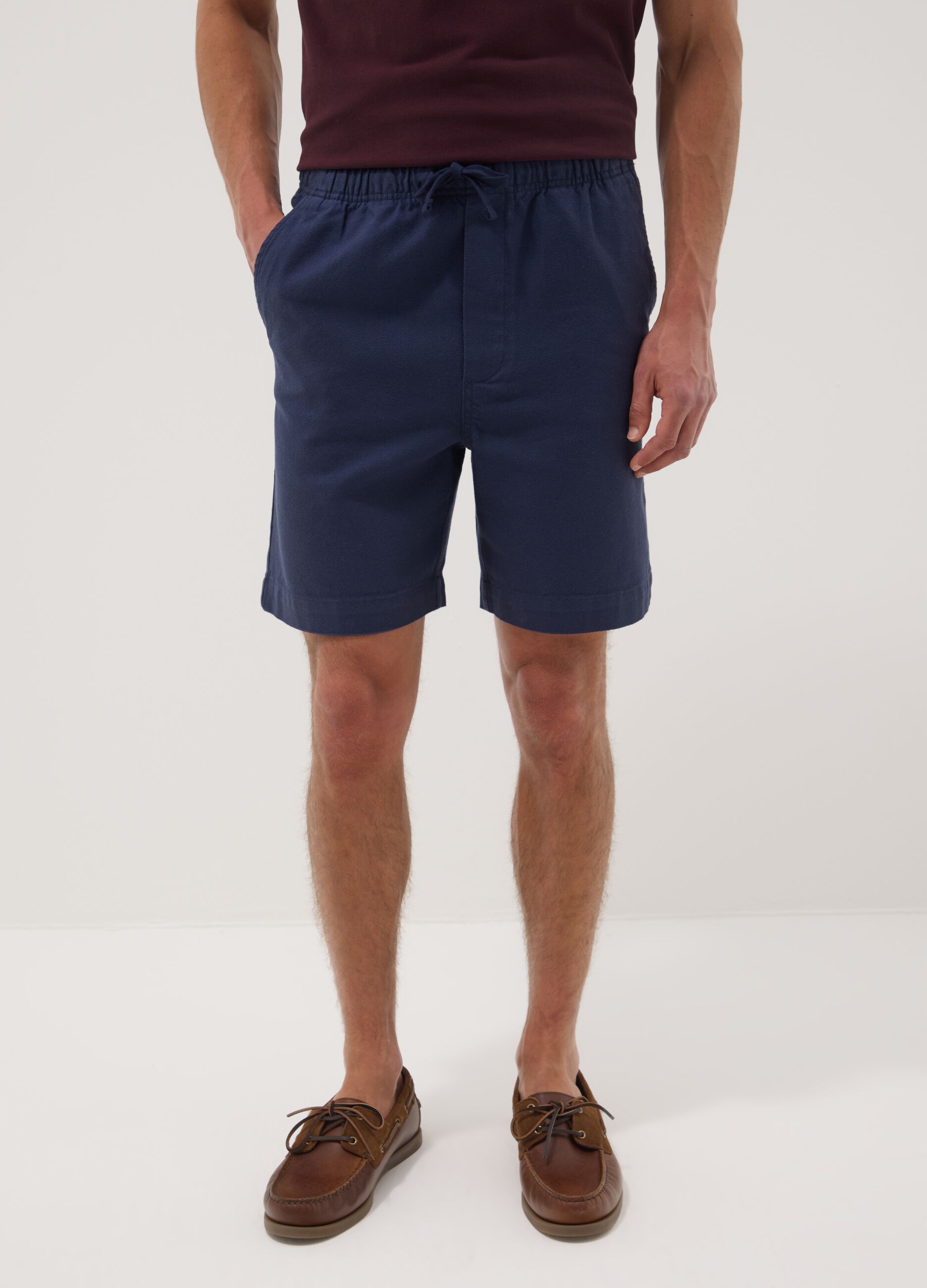 Blue chino shorts in pure cotton with elasticated waist