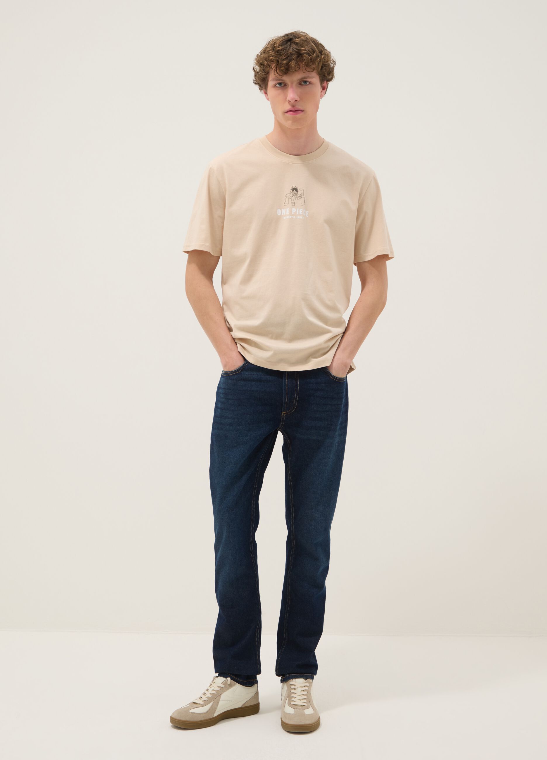 Beiges T-Shirt aus reiner Baumwolle mit One-Piece-Print, Relaxed Fit