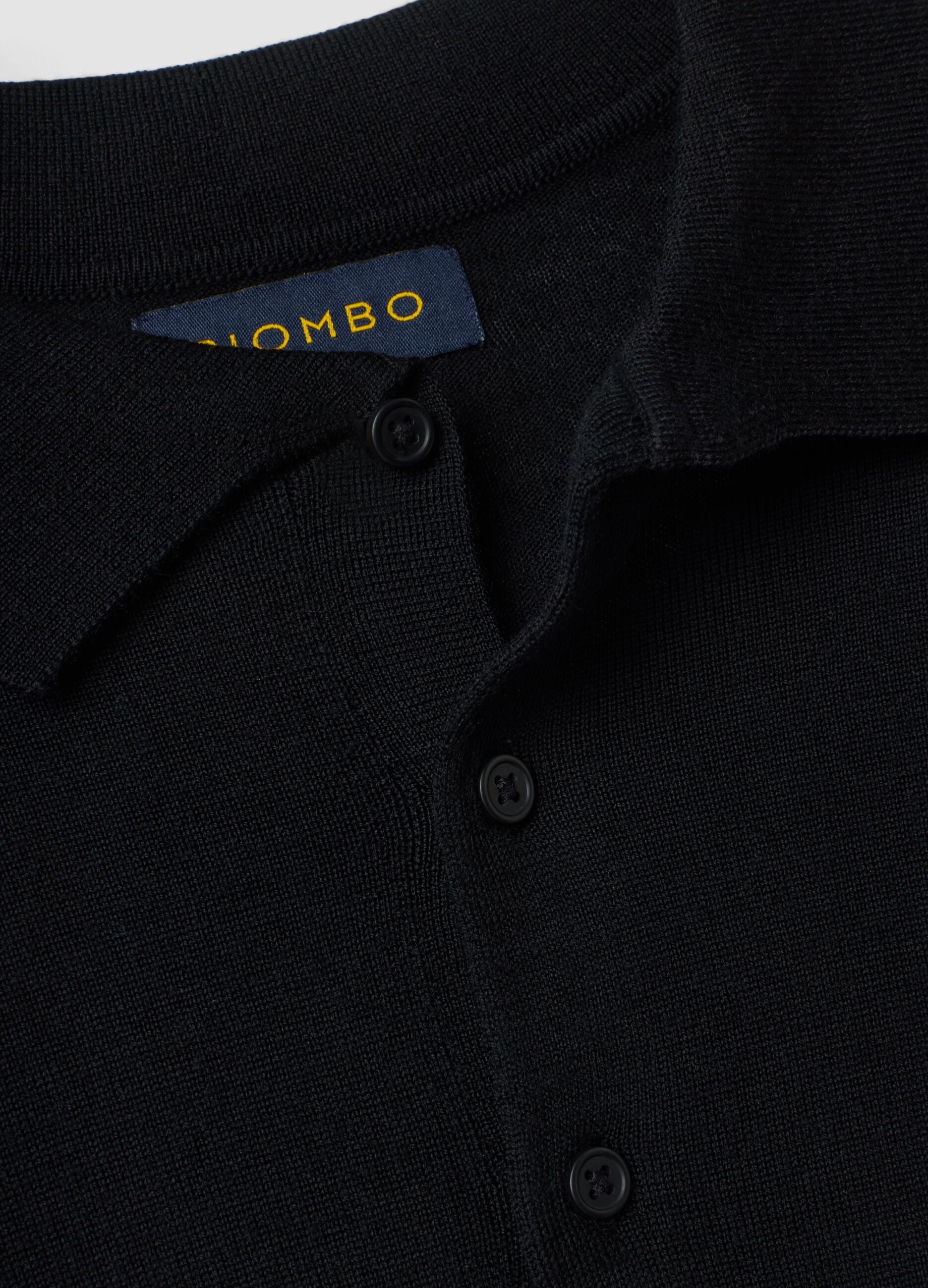 Schwarzer Polo-Pullover aus reiner Merinowolle mit Polokragen