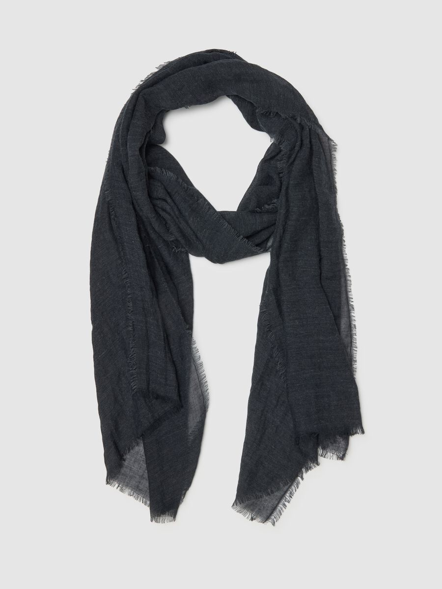 Black scarf_0