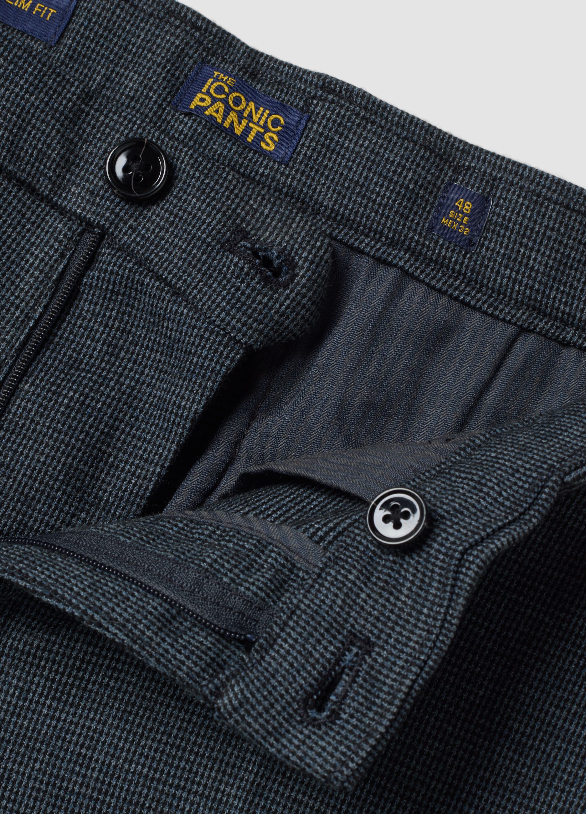 Pantaloni chino blu e grigi in viscosa elasticizzata