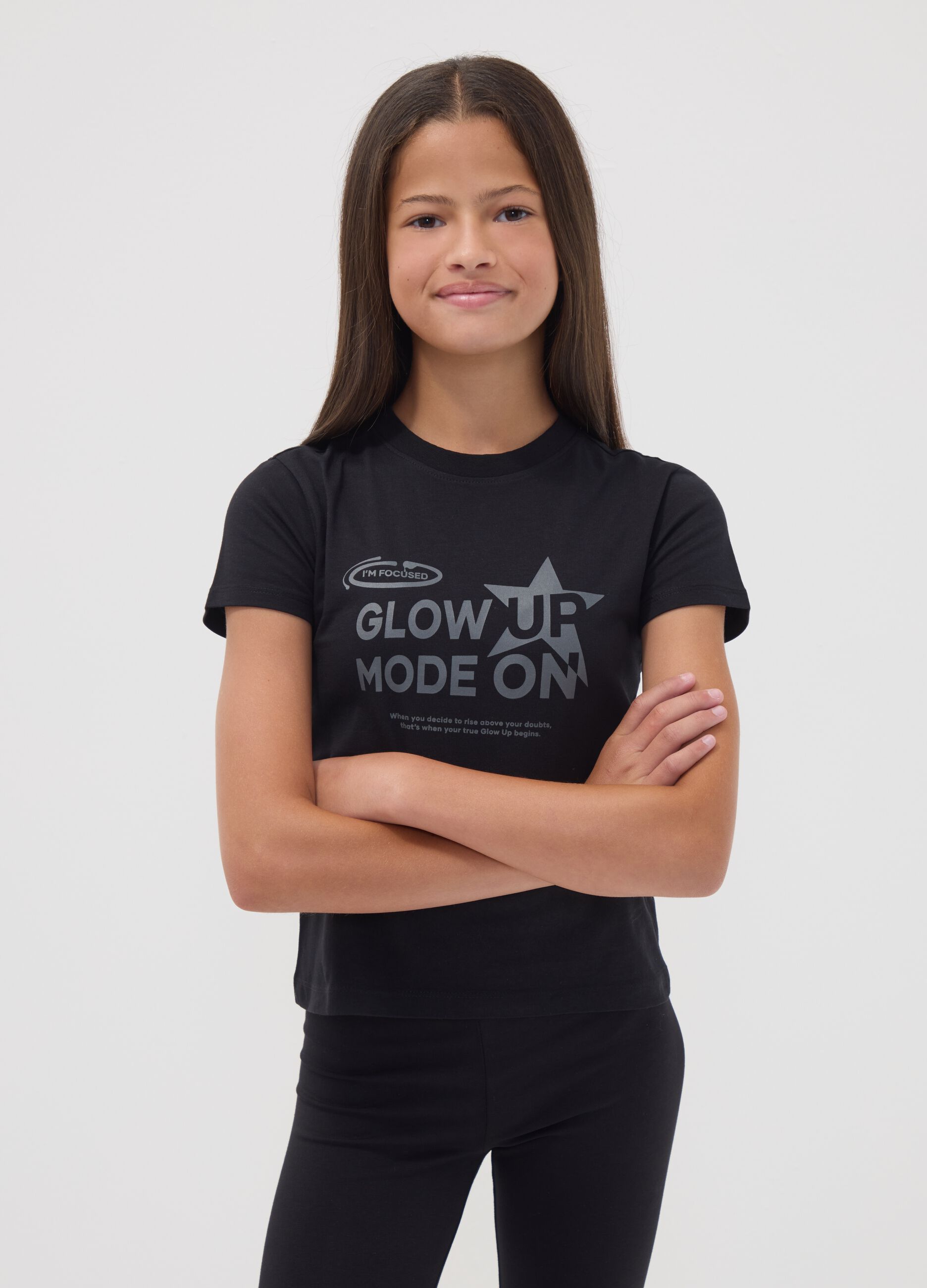 Schwarzes T-Shirt aus reiner Bio-Baumwolle mit silbernem Print f&uuml;r M&auml;dchen