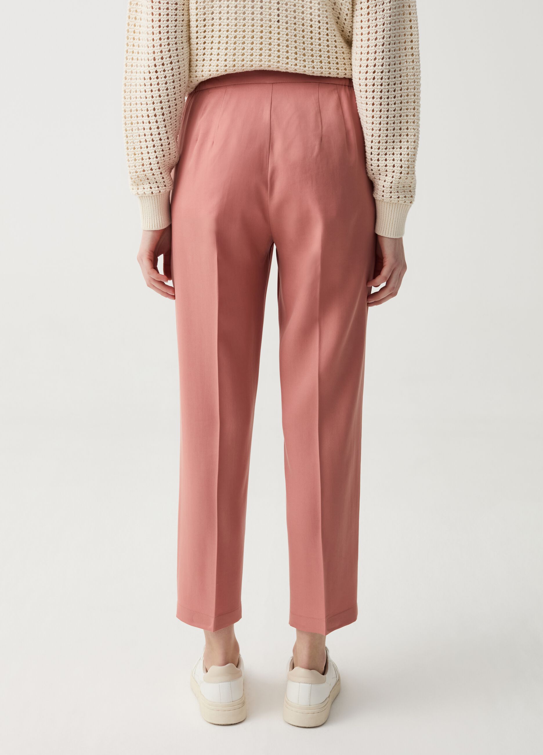 Cropped cigarette trousers with darts